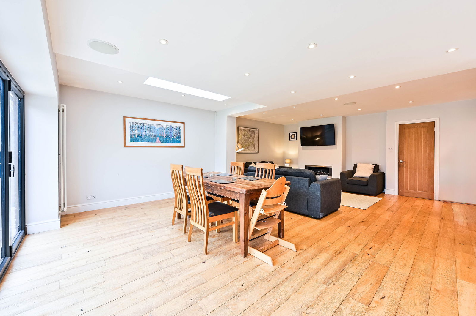 4 bed detached house for sale in Guildford Road, Leatherhead 3