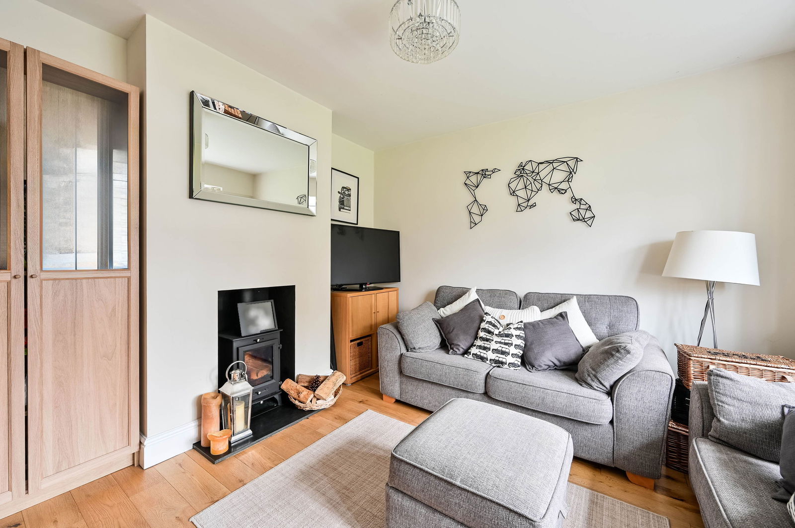 4 bed detached house for sale in Guildford Road, Leatherhead 9