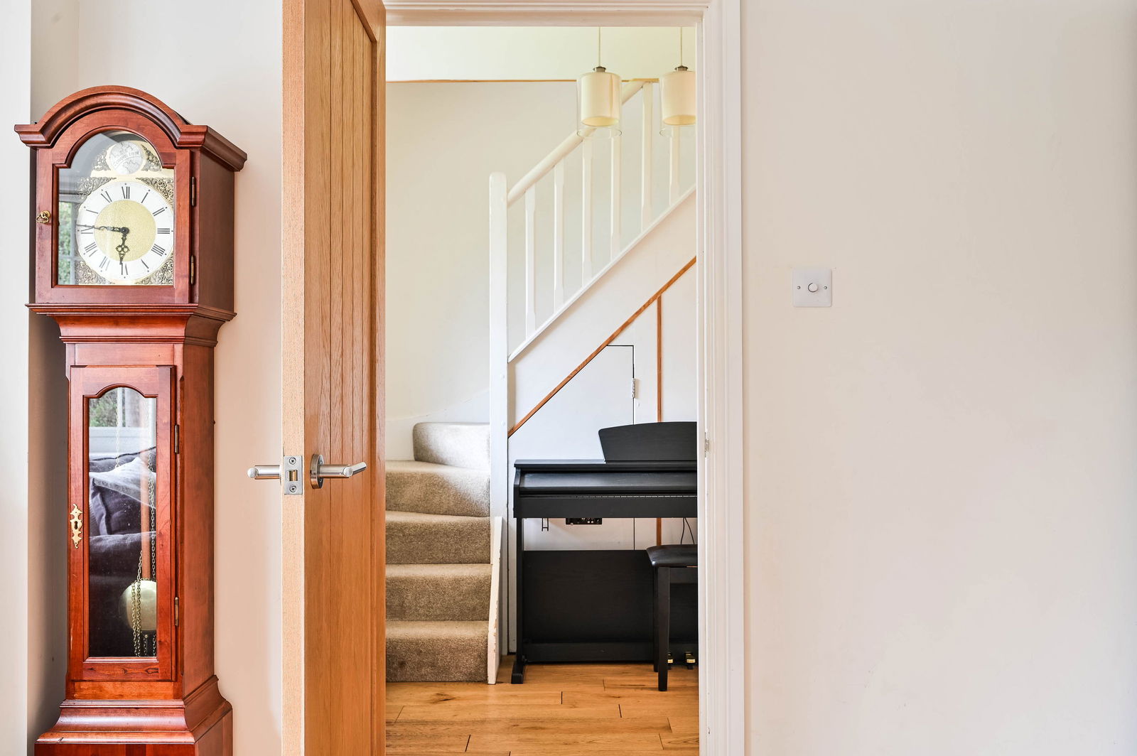 4 bed detached house for sale in Guildford Road, Leatherhead 5