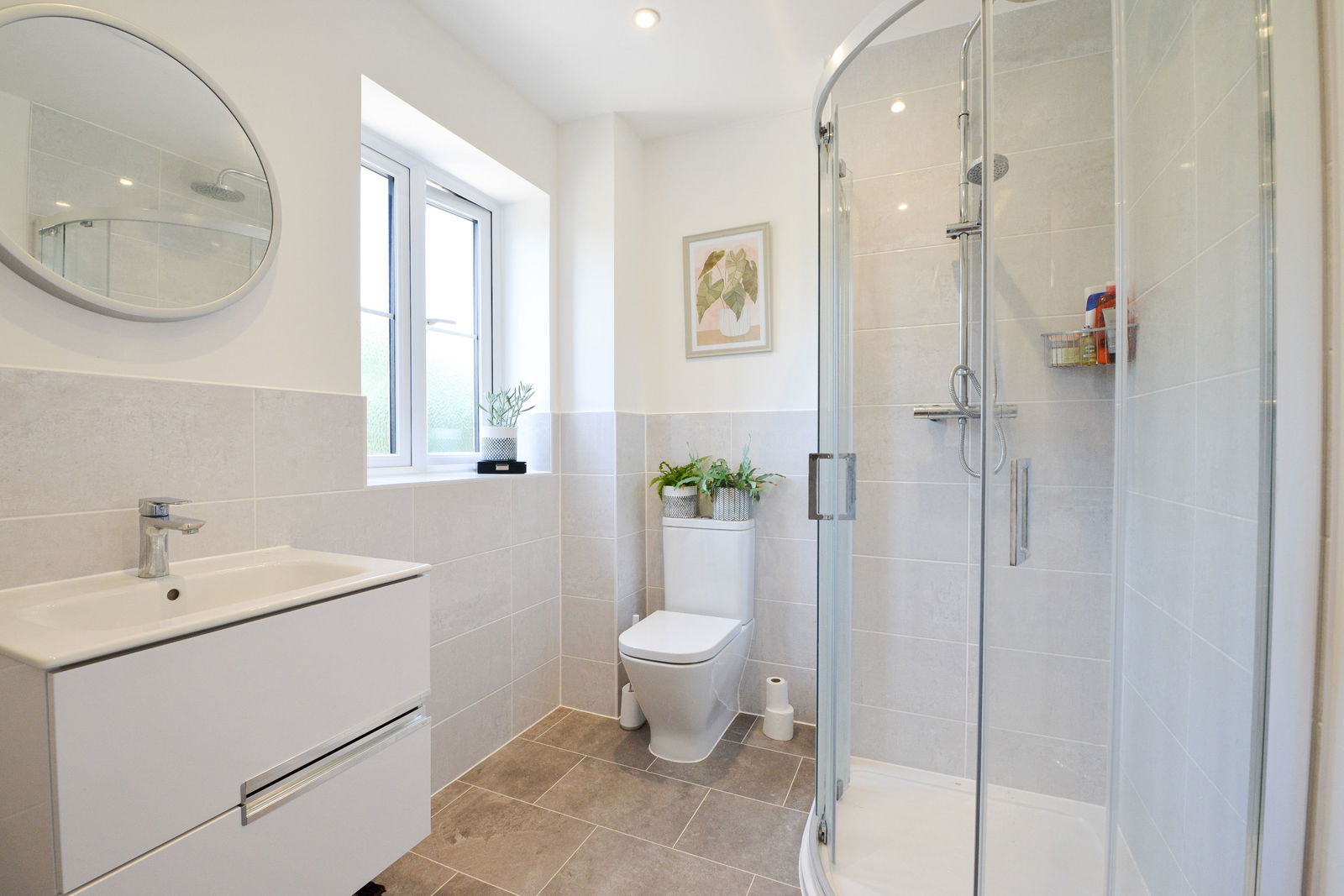 3 bed detached house to rent, Ash 10