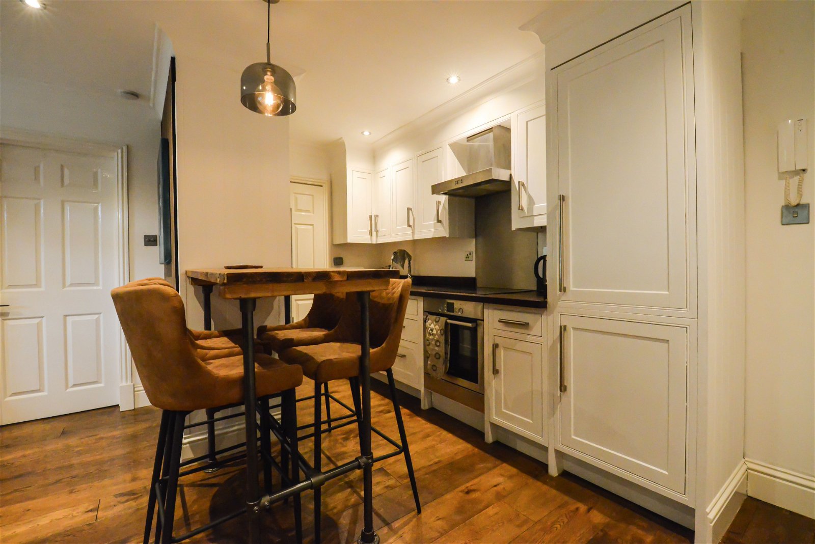 1 bed flat to rent in Fairway Heights, Camberley 2