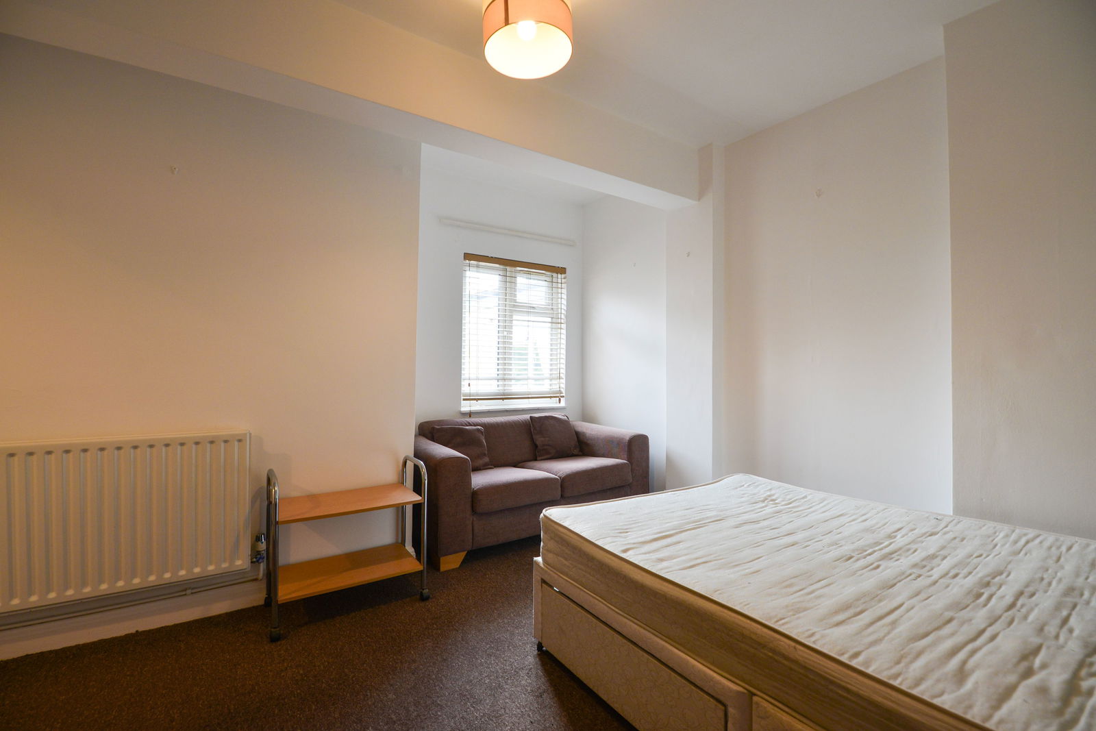 2 bed maisonette to rent in Cannon Hill Lane, London 4