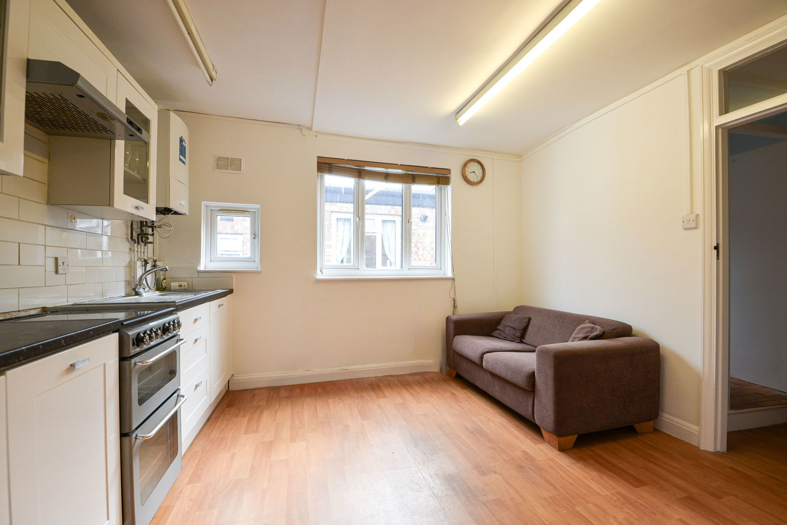 2 bed maisonette to rent in Cannon Hill Lane, London  - Property Image 1