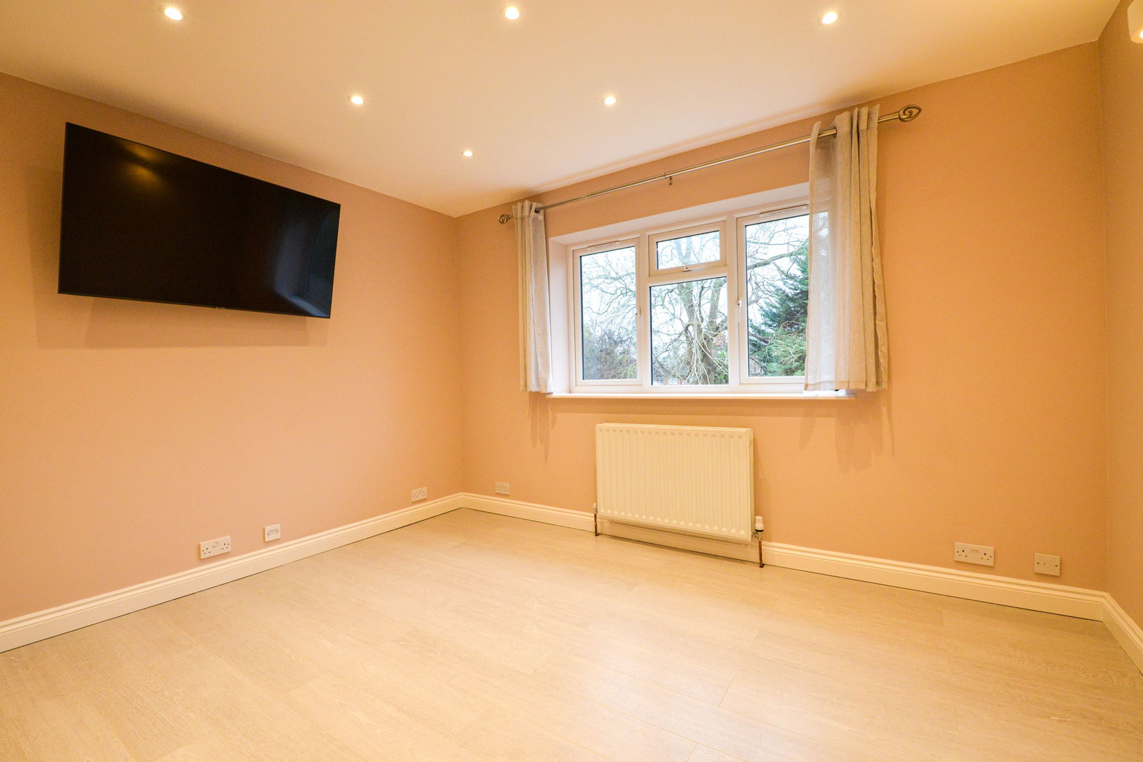 4 bed end of terrace house to rent in Canterbury Road, Guildford  - Property Image 13