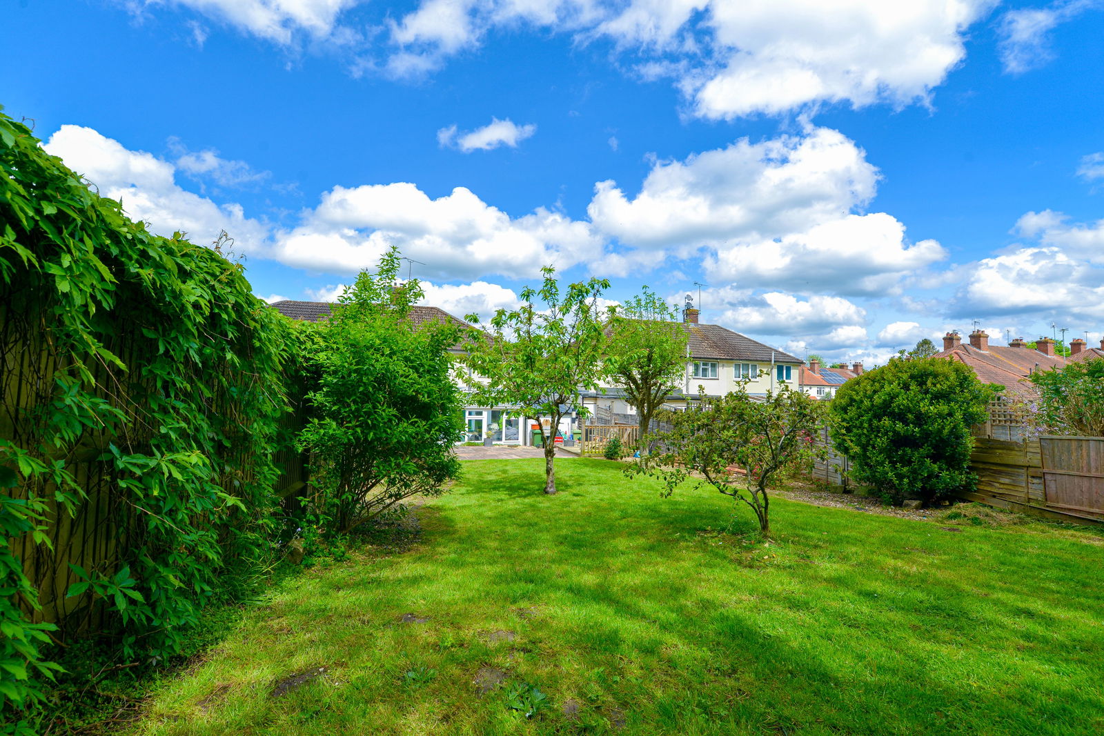 3 bed semi-detached house for sale in Strathcona Avenue, Leatherhead  - Property Image 2