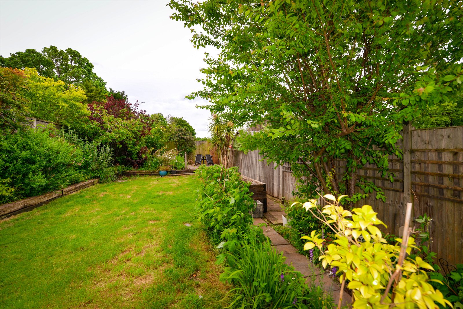 4 bed semi-detached house for sale in Carshalton Road, Carshalton 4