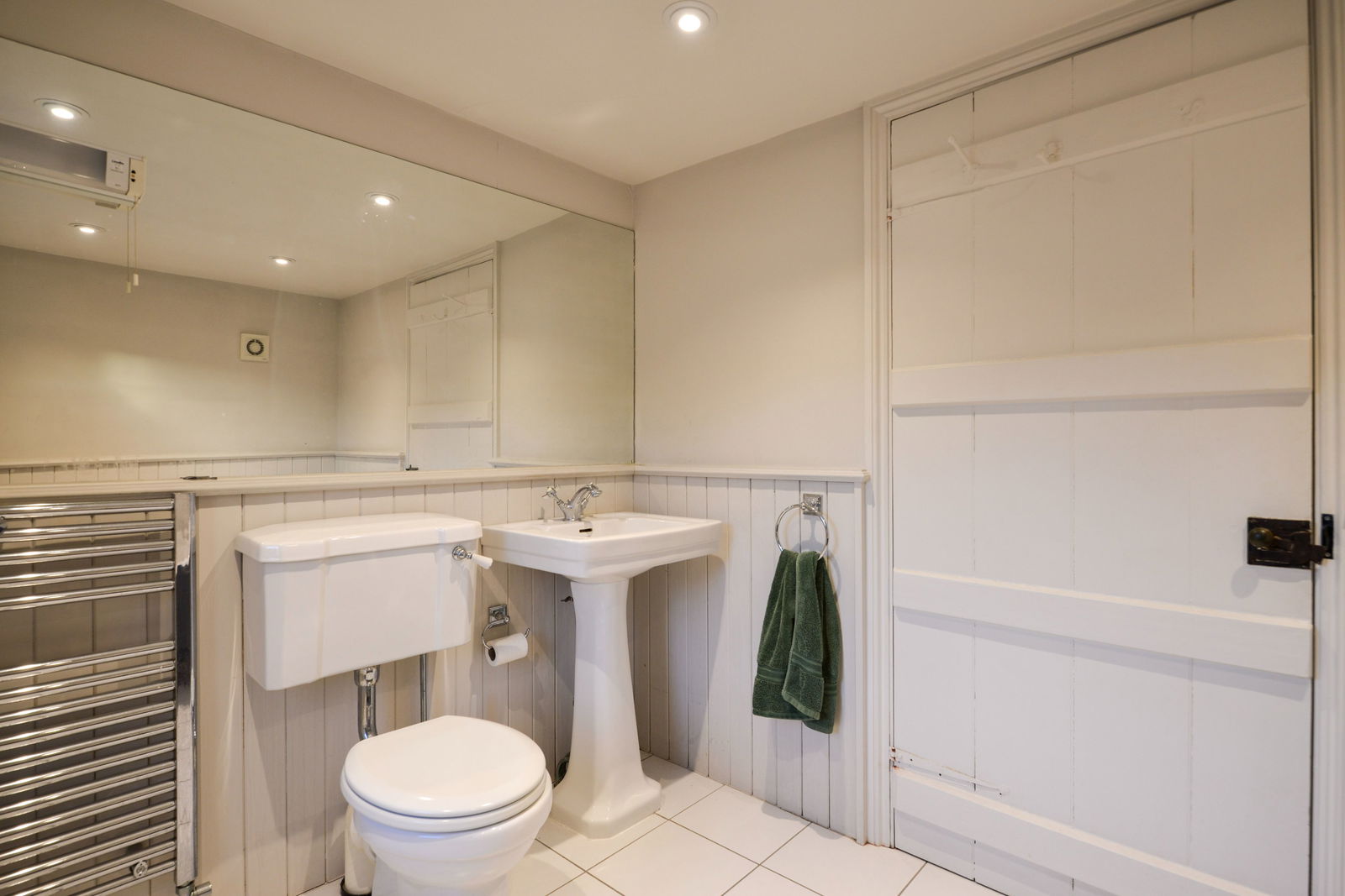 3 bed cottage to rent in Mill Lane, Godalming 7