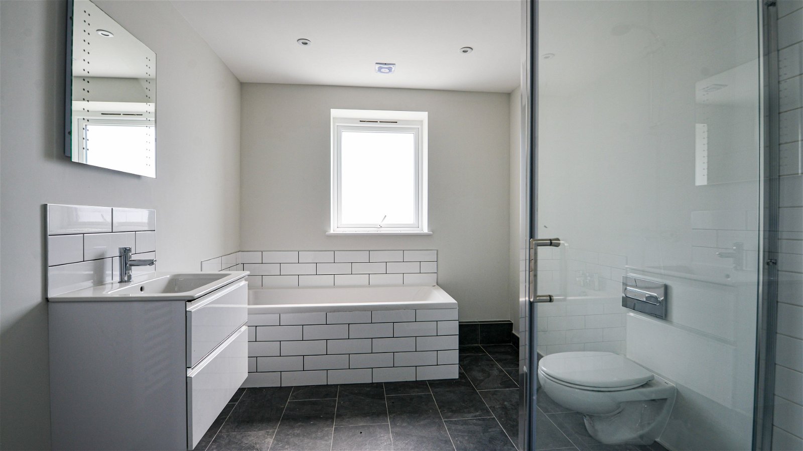 4 bed detached house for sale, Alfold 13