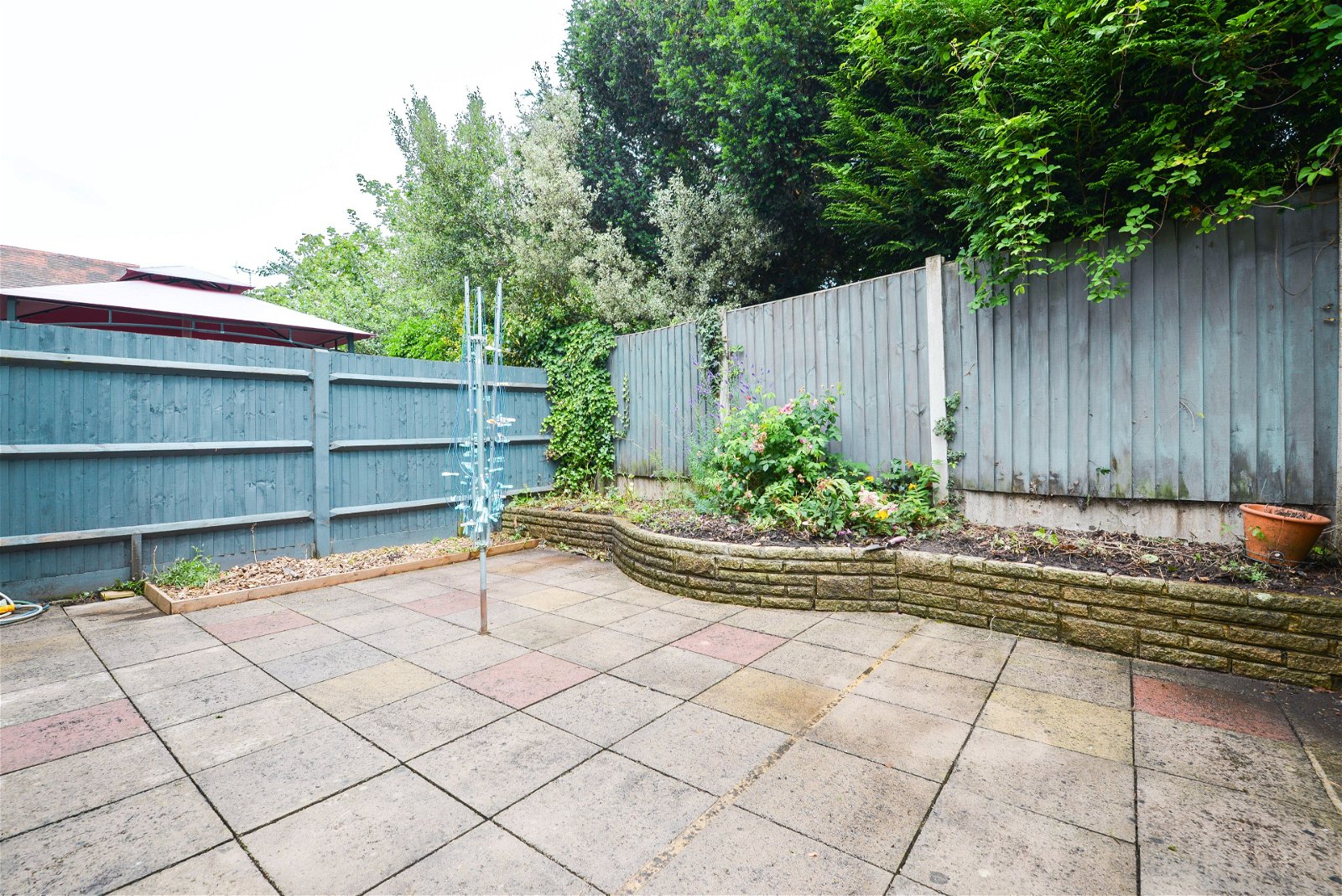 3 bed semi-detached house for sale in The Street, Leatherhead  - Property Image 20