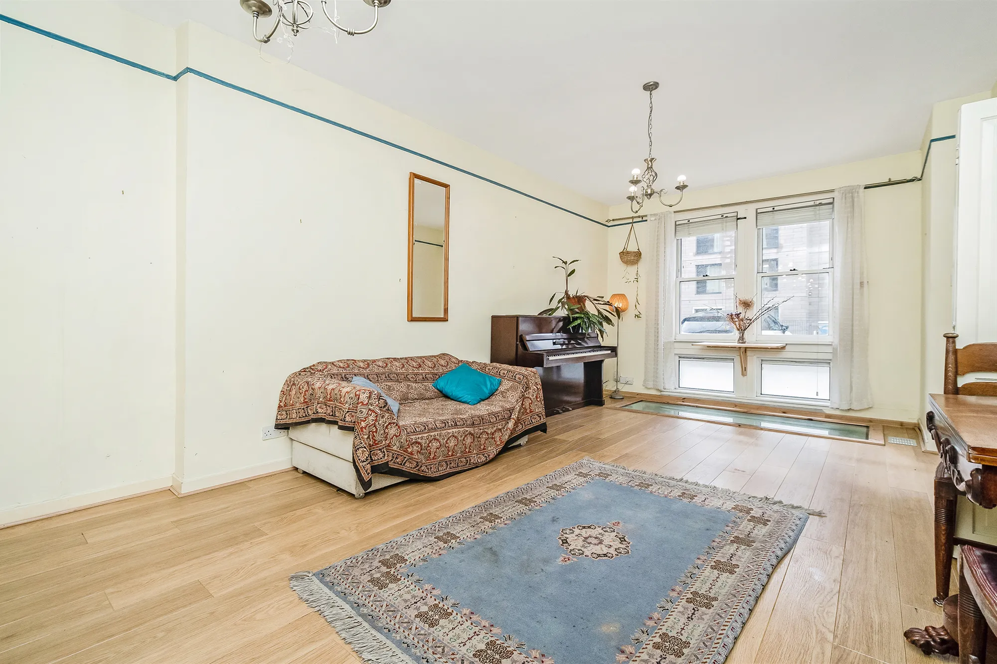 1 bed house for sale in Iona Street, Edinburgh  - Property Image 9