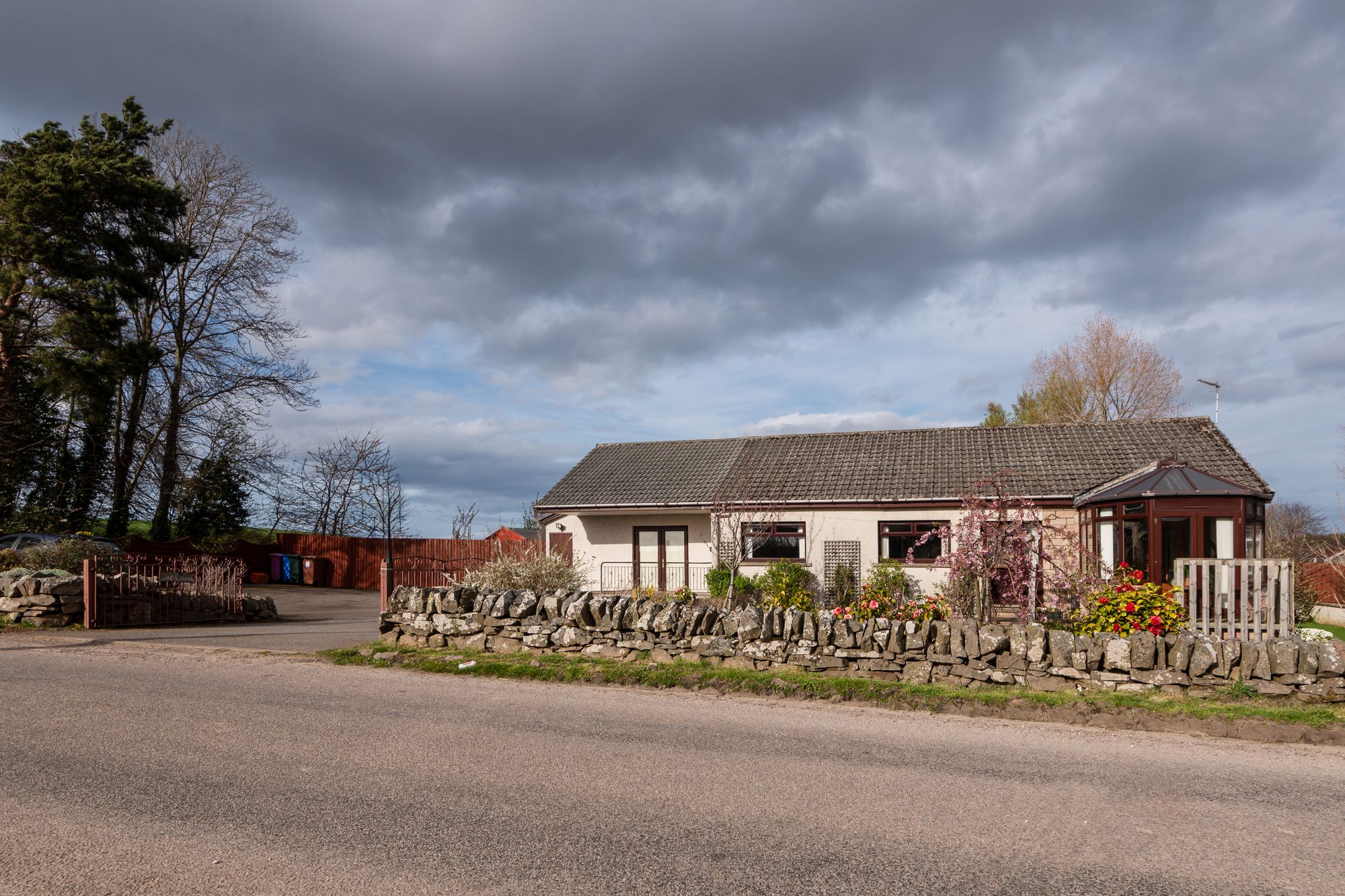 5 bed bungalow for sale in Alves, Elgin  - Property Image 5