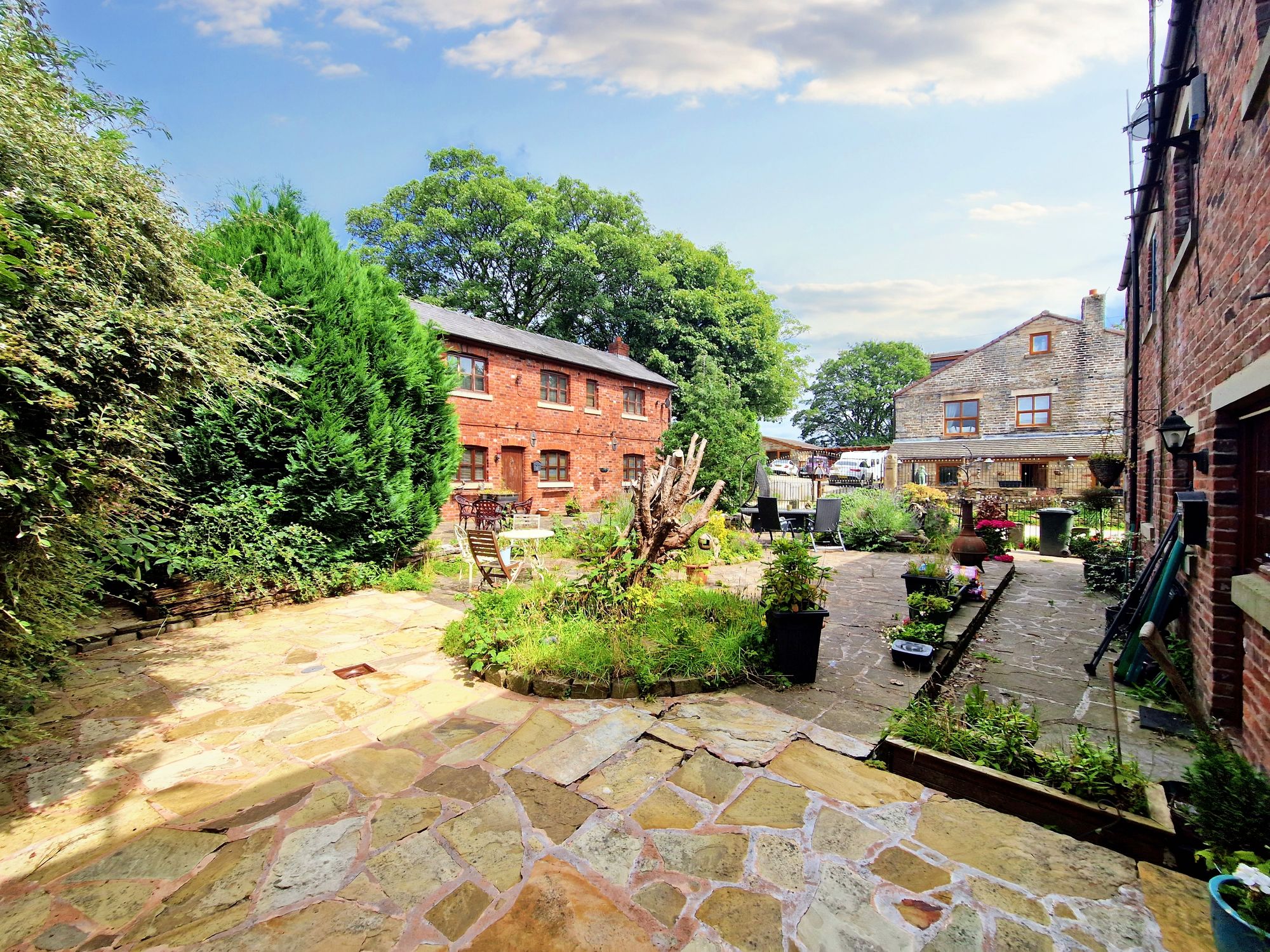 3 bed terraced cottage for sale in Moss Hall Road, Heywood  - Property Image 24