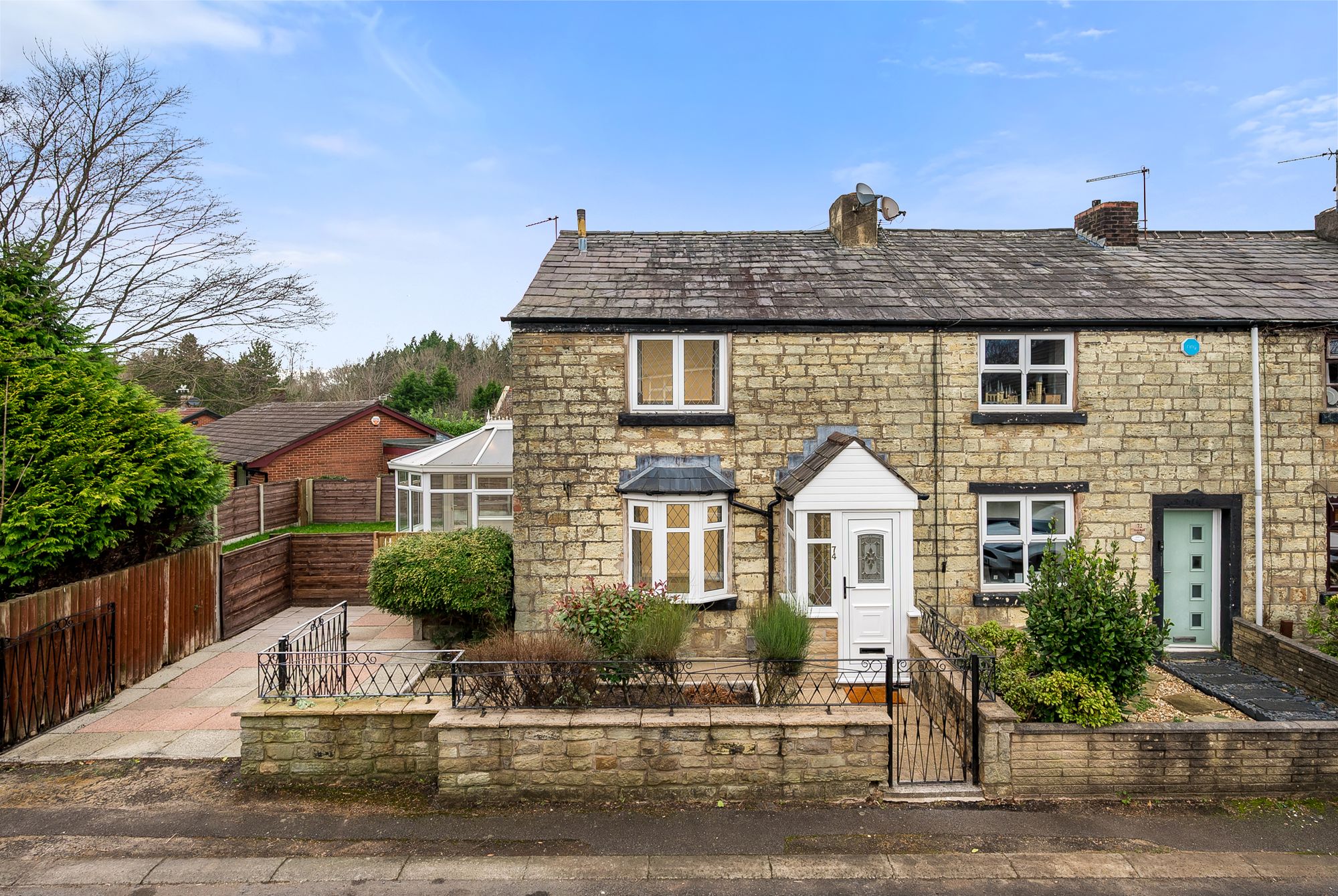 2 bed end of terrace house for sale in Dove Bank Road, Bolton  - Property Image 27