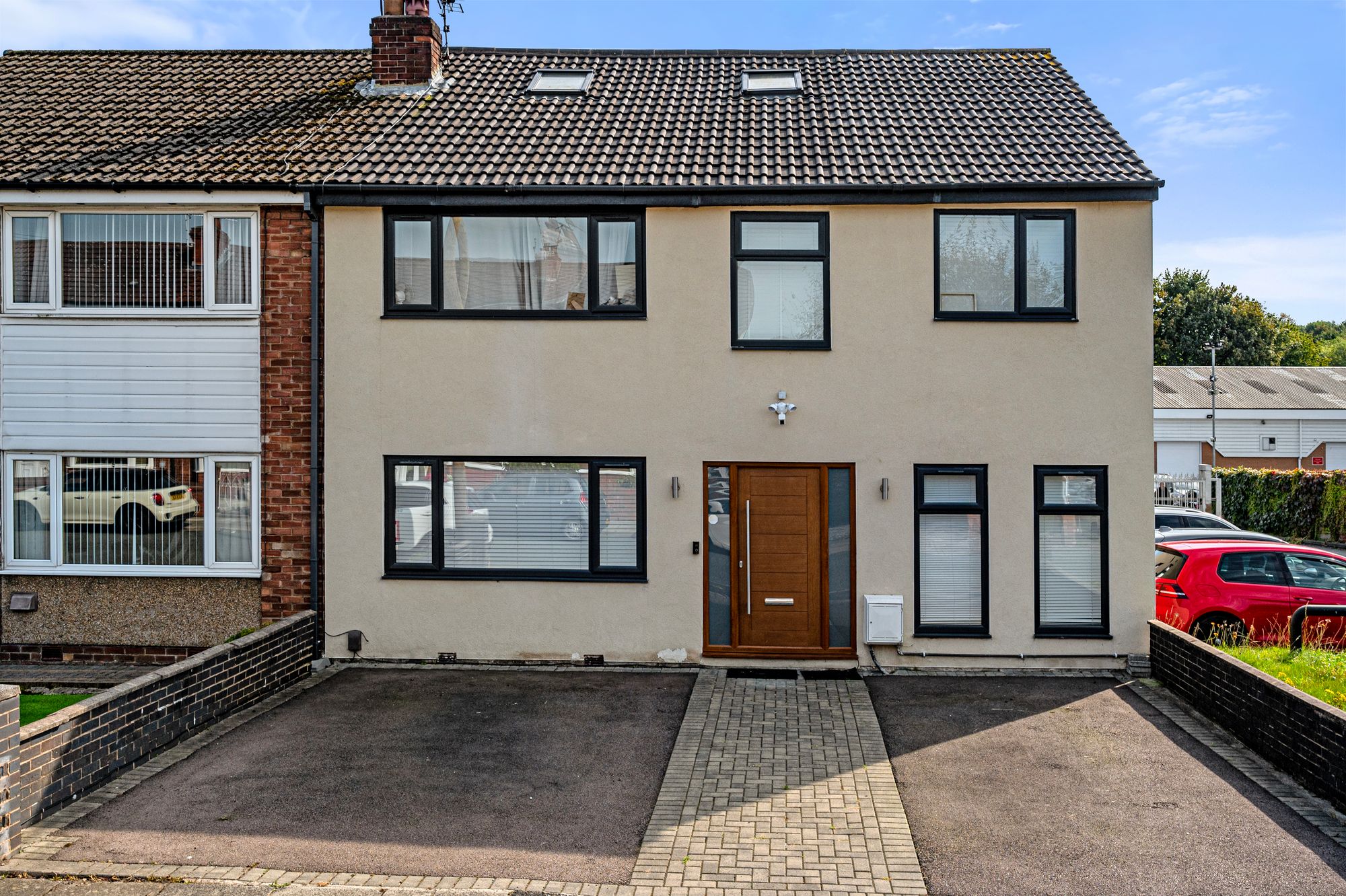 6 bed semi-detached house for sale in Lawrence Street, Bury  - Property Image 35