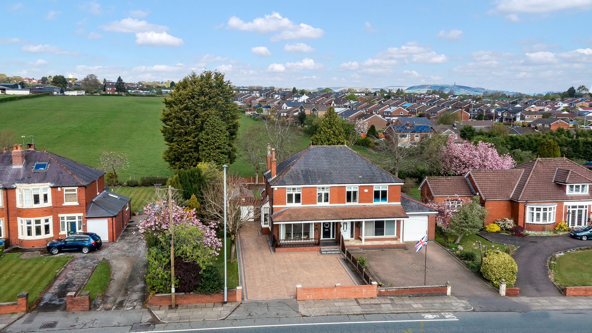 3 bed semi-detached house for sale in Bury & Bolton Road, Manchester, M26