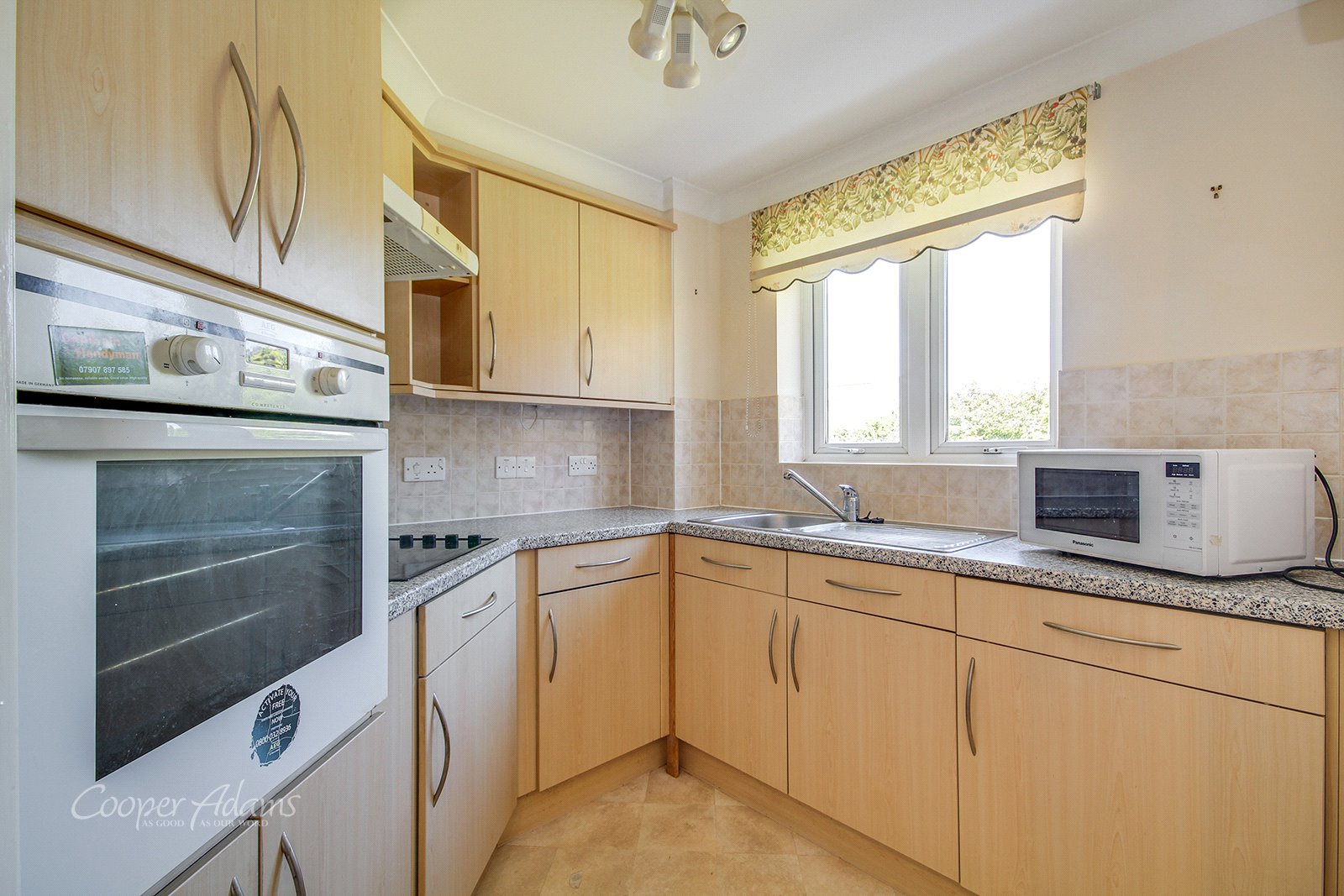 1 bed apartment for sale in Worthing Road, East Preston  - Property Image 9