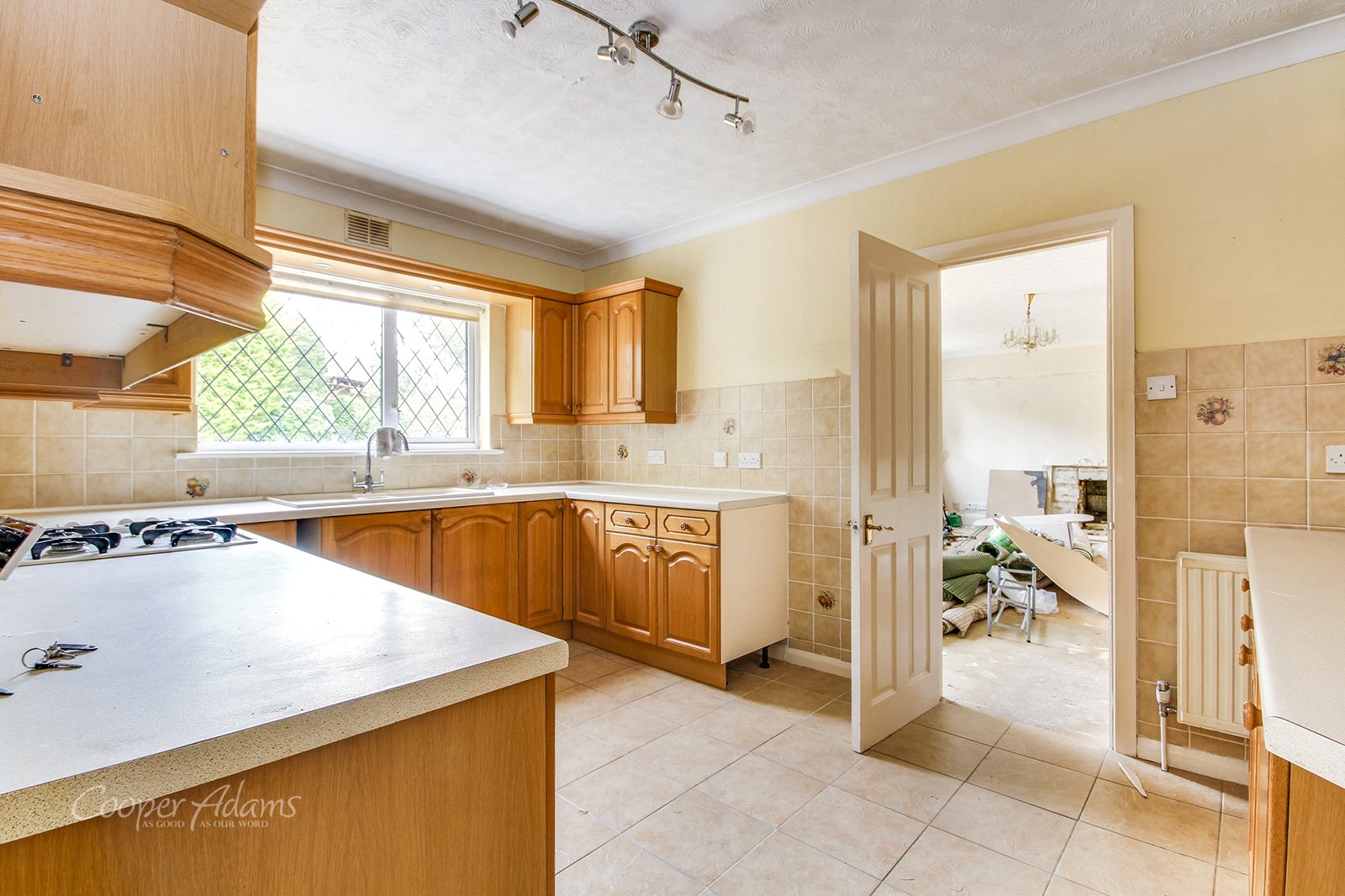 3 bed bungalow for sale in Little Paddocks, Ferring  - Property Image 2