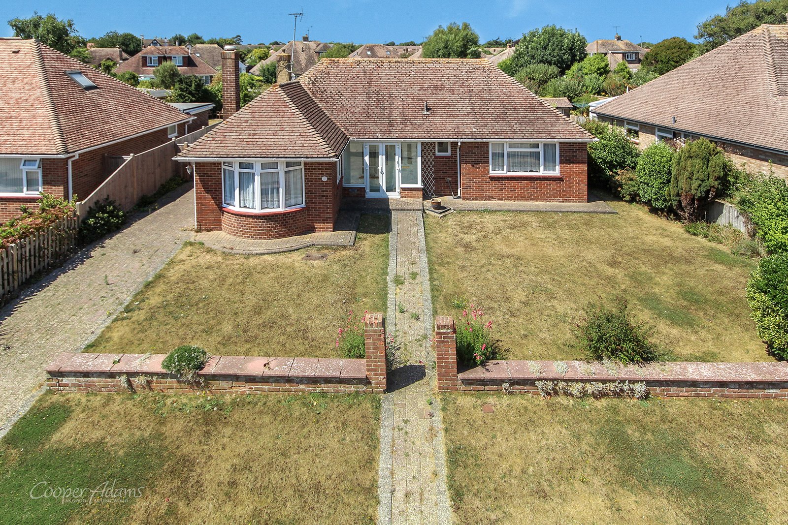 2 bed bungalow for sale in Hazelmead Drive, East Preston  - Property Image 1