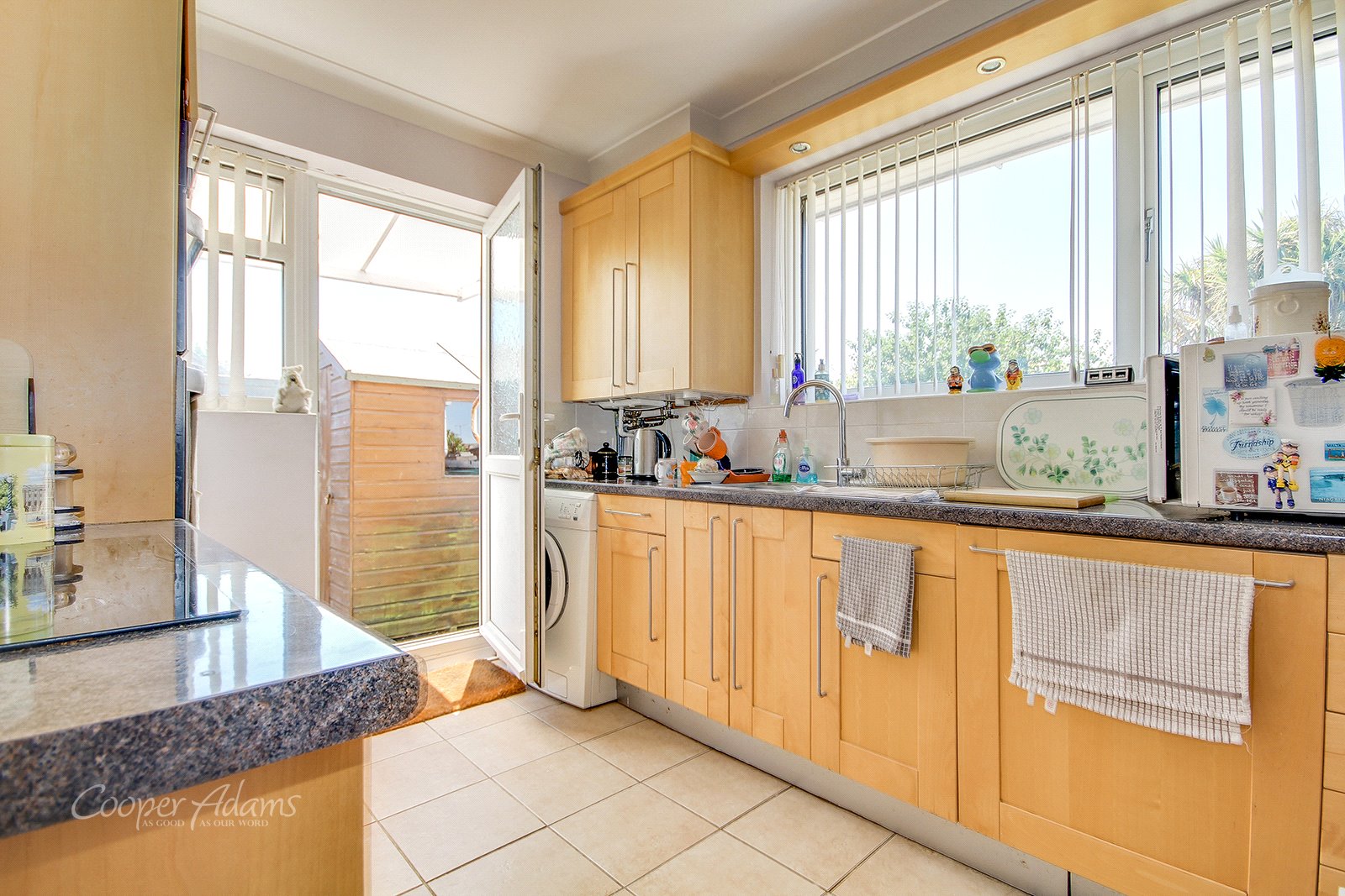 2 bed bungalow for sale in Ambersham Crescent, East Preston  - Property Image 4