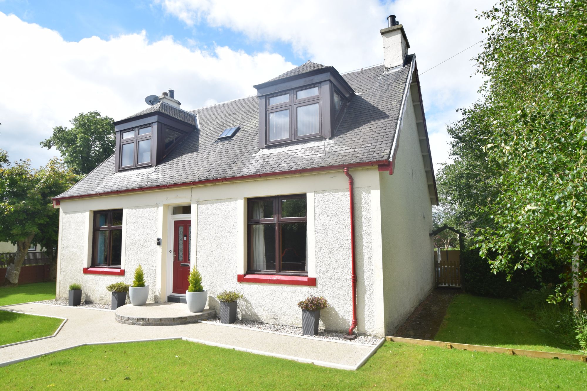 3 bed house for sale in Station Road, Biggar 1