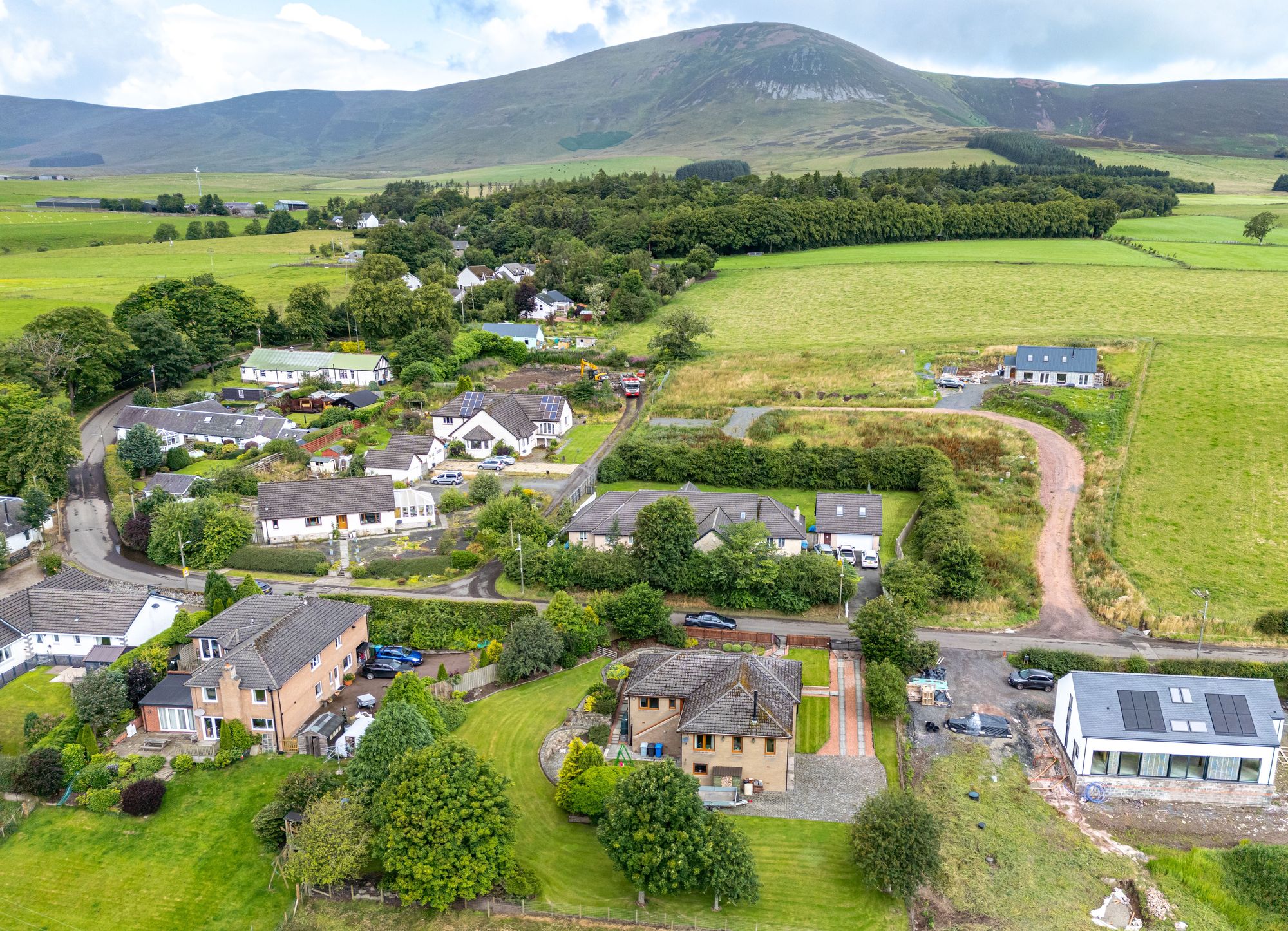 4 bed bungalow for sale in Millrig Road, Biggar  - Property Image 1