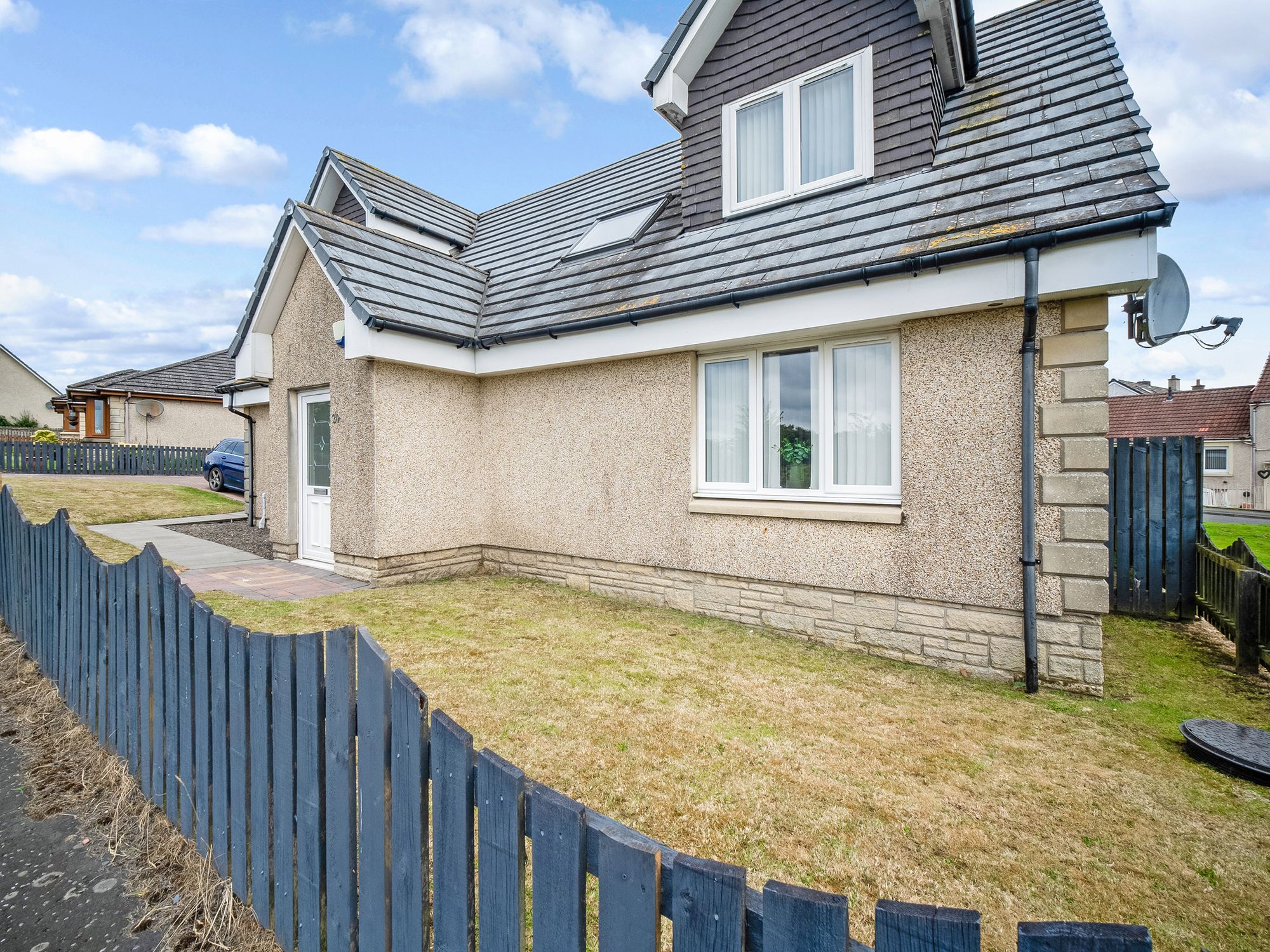 4 bed for sale in Meadowhead Road, Airdrie  - Property Image 6