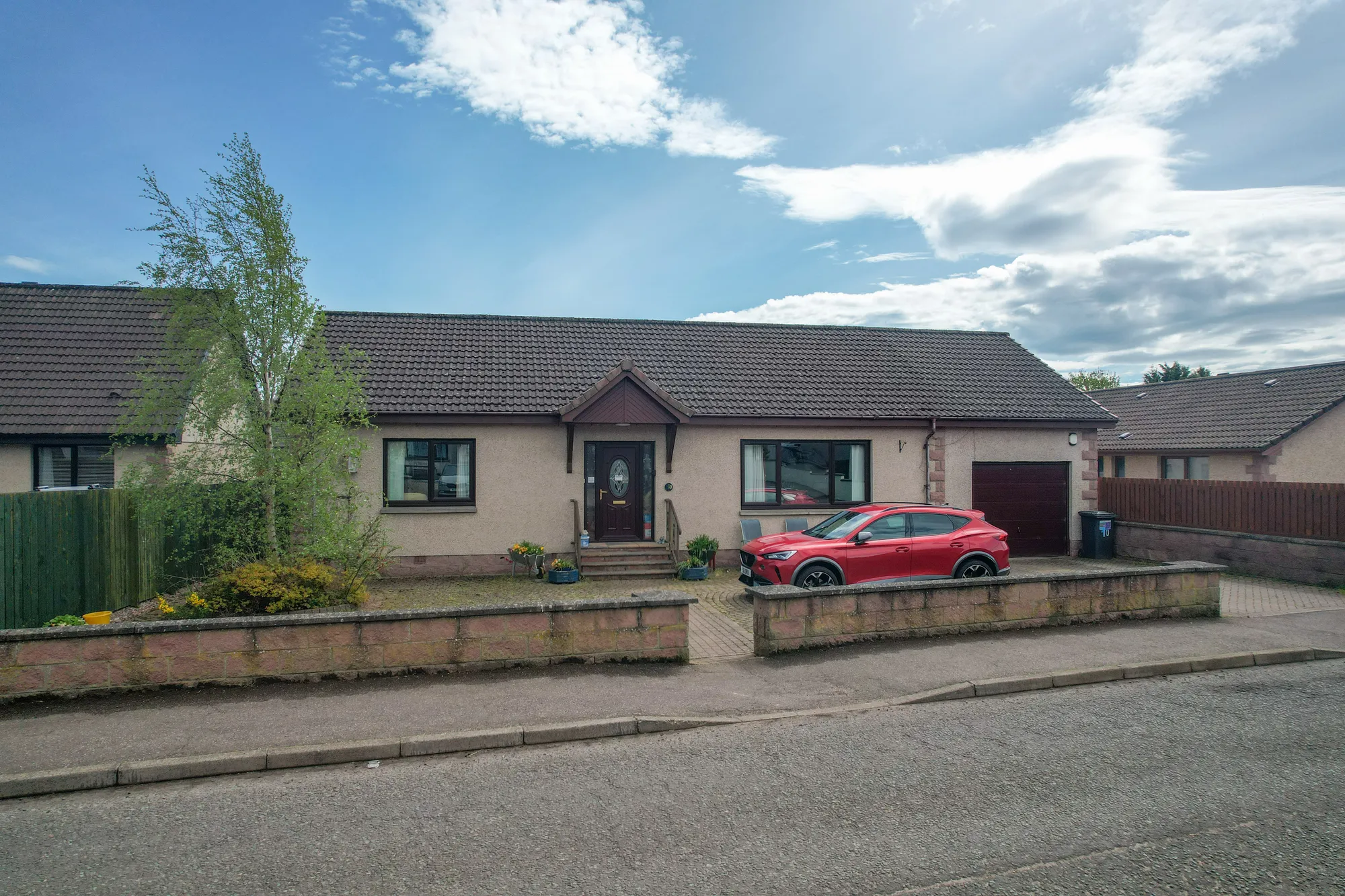 4 bed bungalow for sale in Dundee Road, Forfar 1