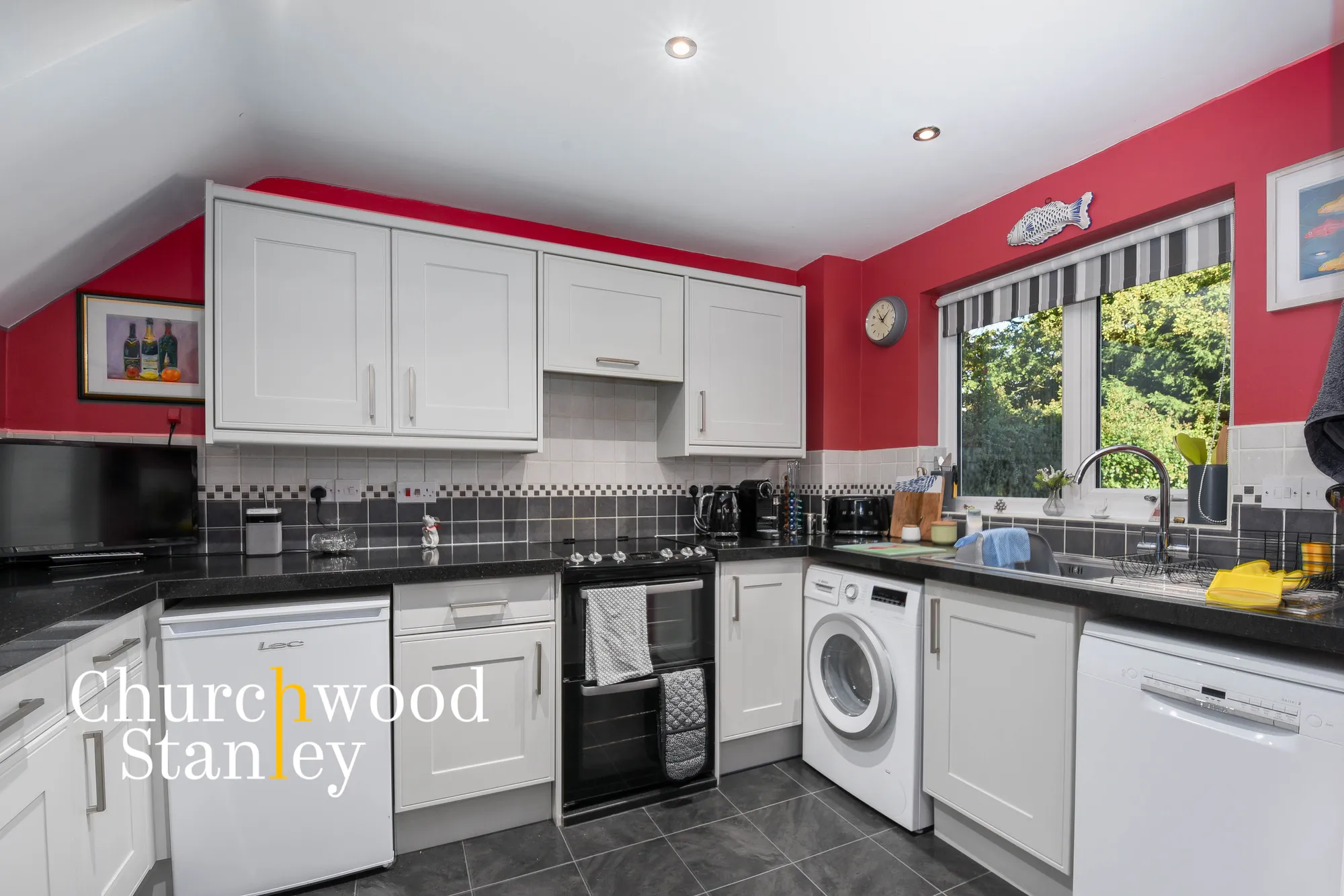 3 bed detached house for sale in Blackwater Avenue, Colchester  - Property Image 8