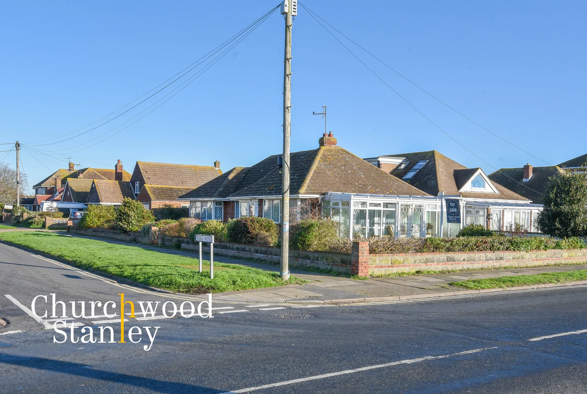 3 bed detached bungalow for sale in Marine Parade East, Clacton-On-Sea  - Property Image 18