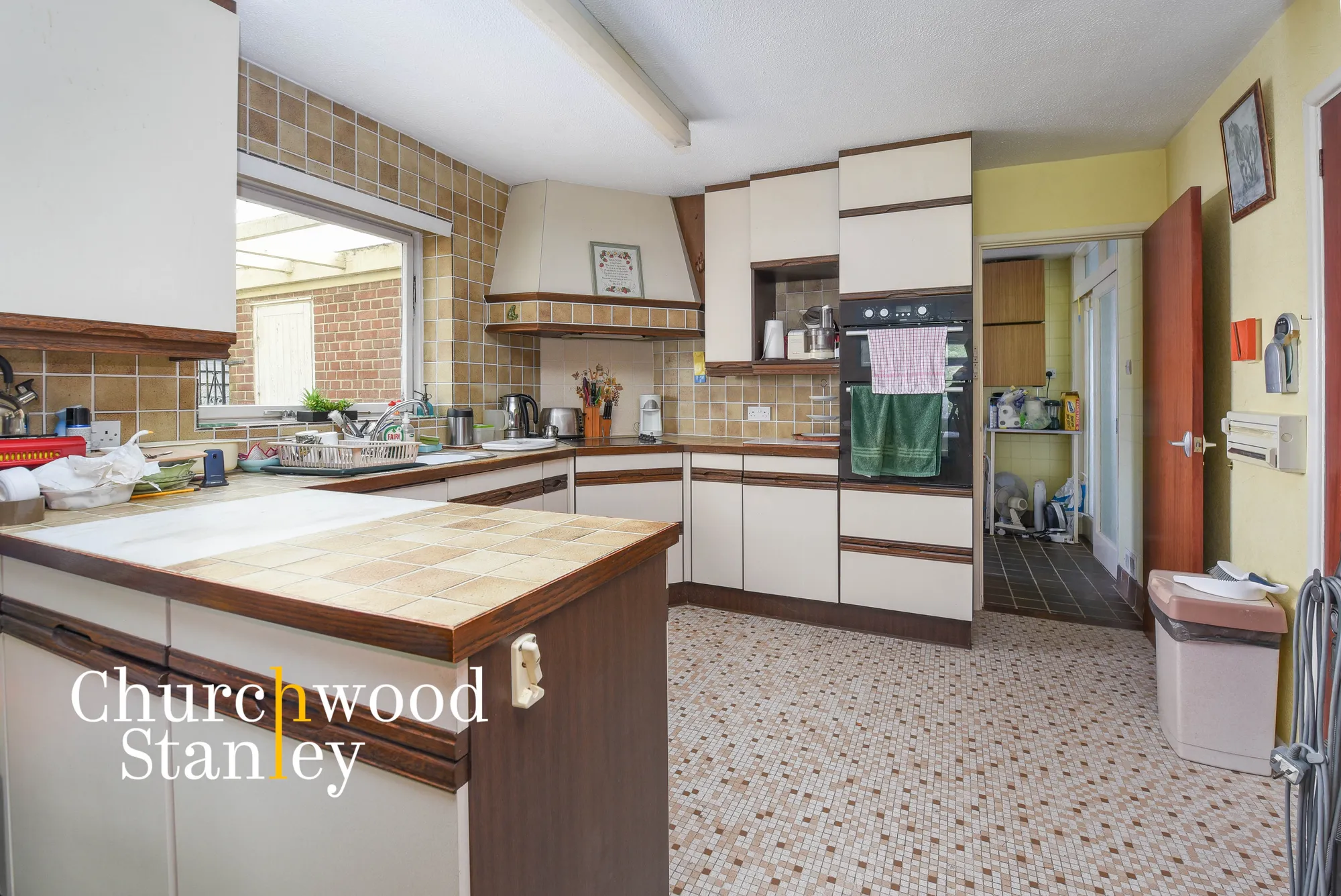3 bed detached bungalow for sale in Dead Lane, Colchester  - Property Image 12