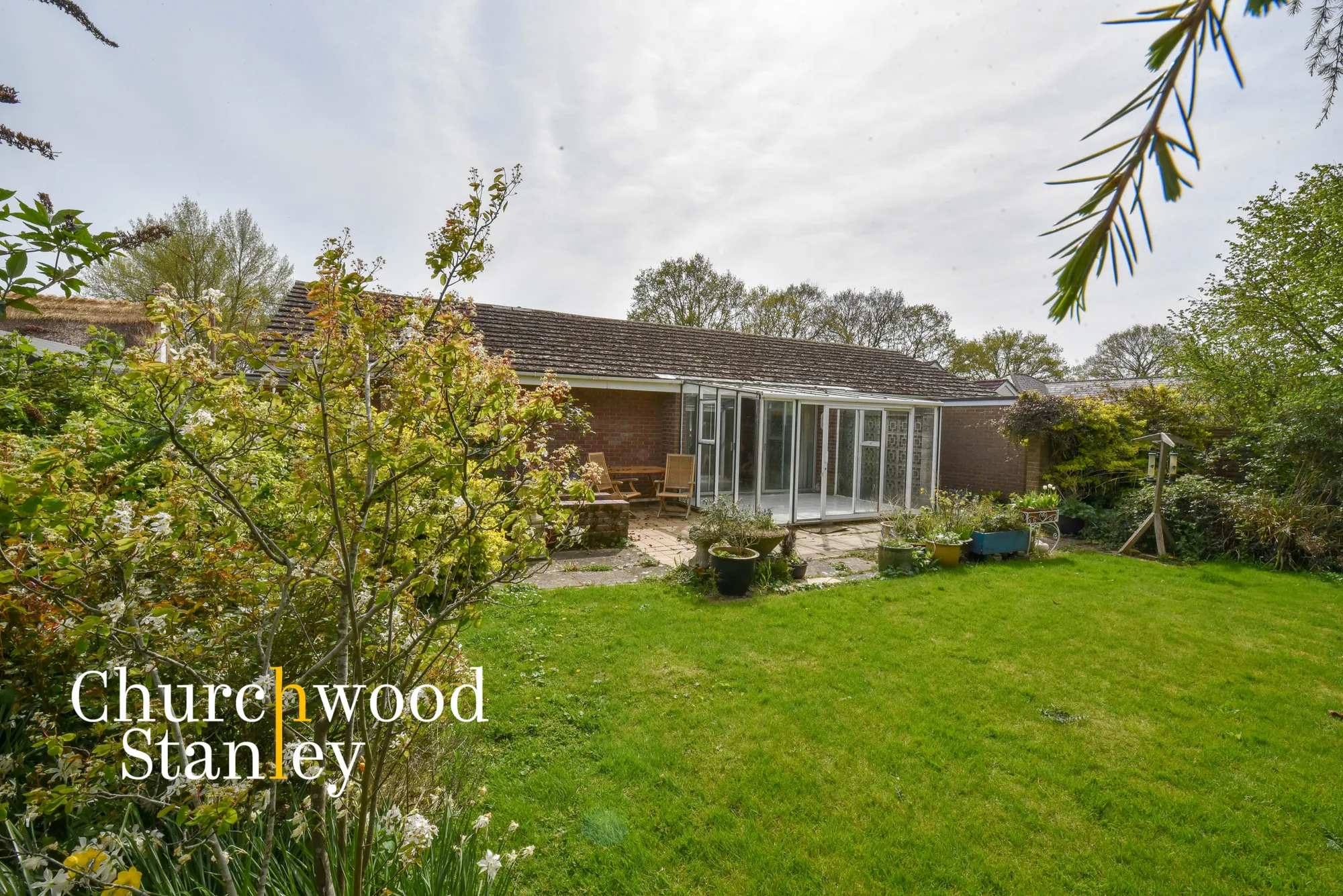3 bed detached bungalow for sale in Dead Lane, Colchester  - Property Image 9