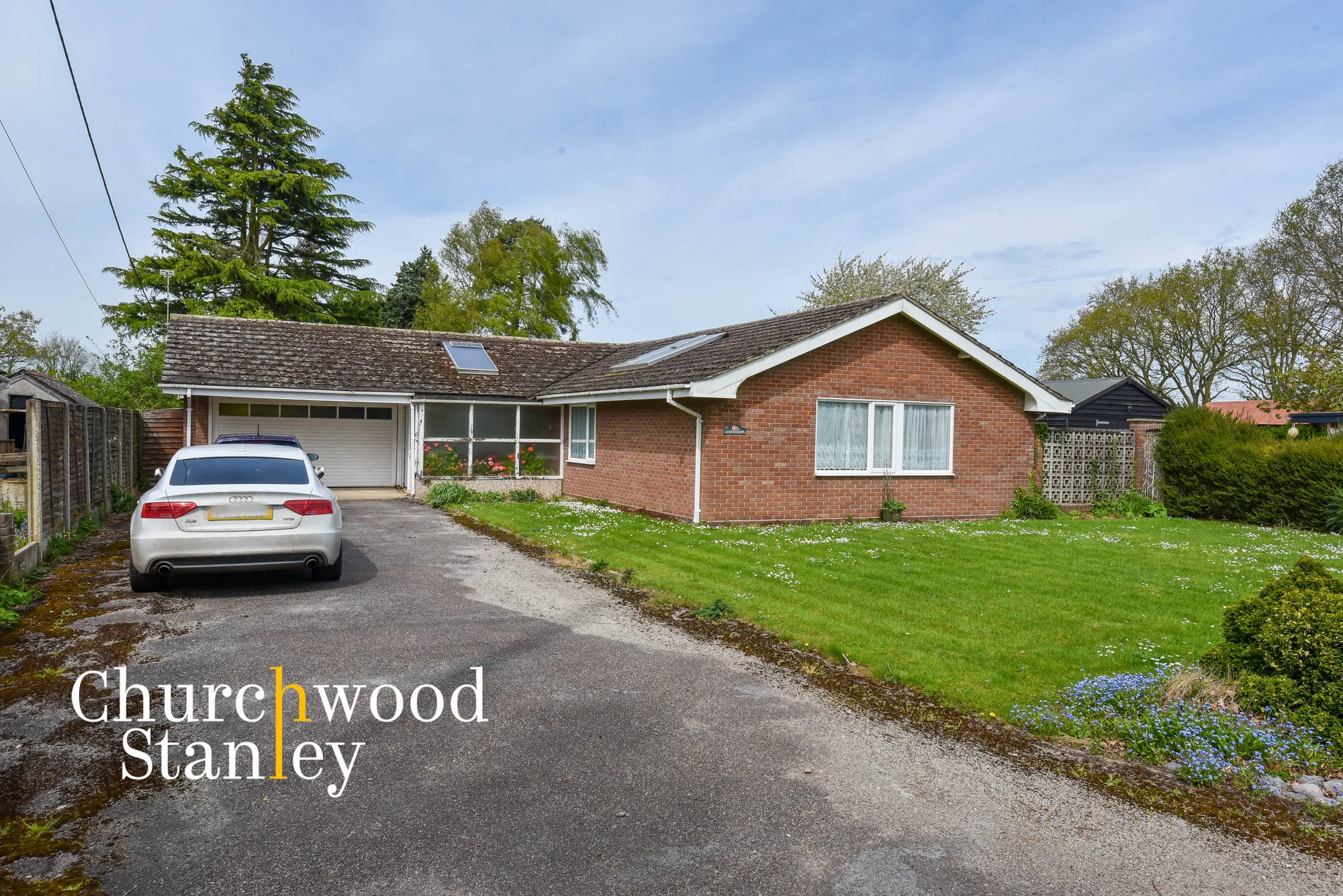 3 bed detached bungalow for sale in Dead Lane, Colchester  - Property Image 3