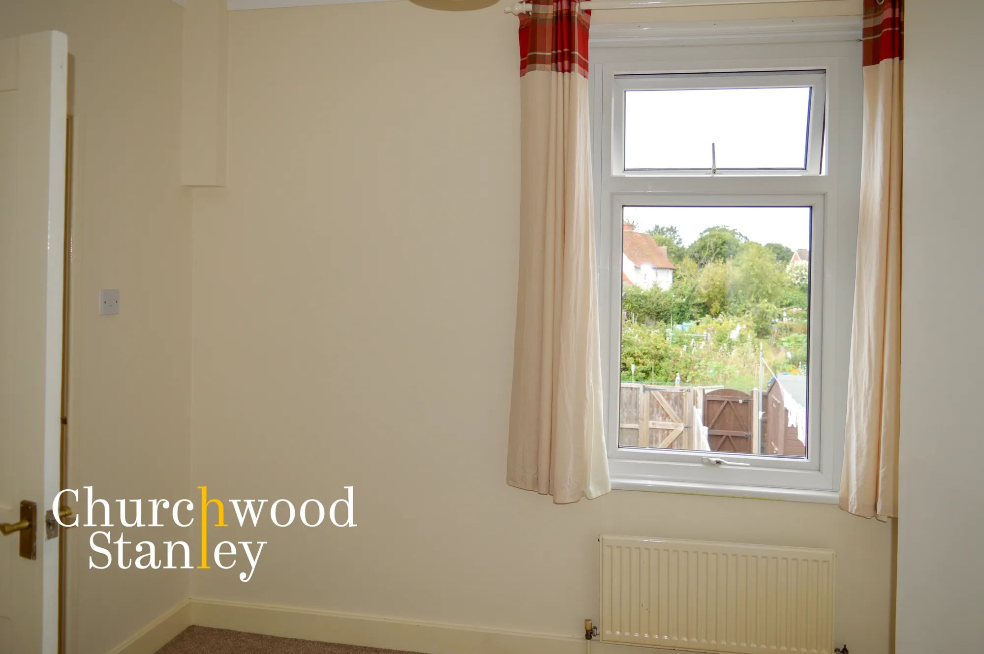 2 bed mid-terraced house to rent in Manor Road, Harwich  - Property Image 12