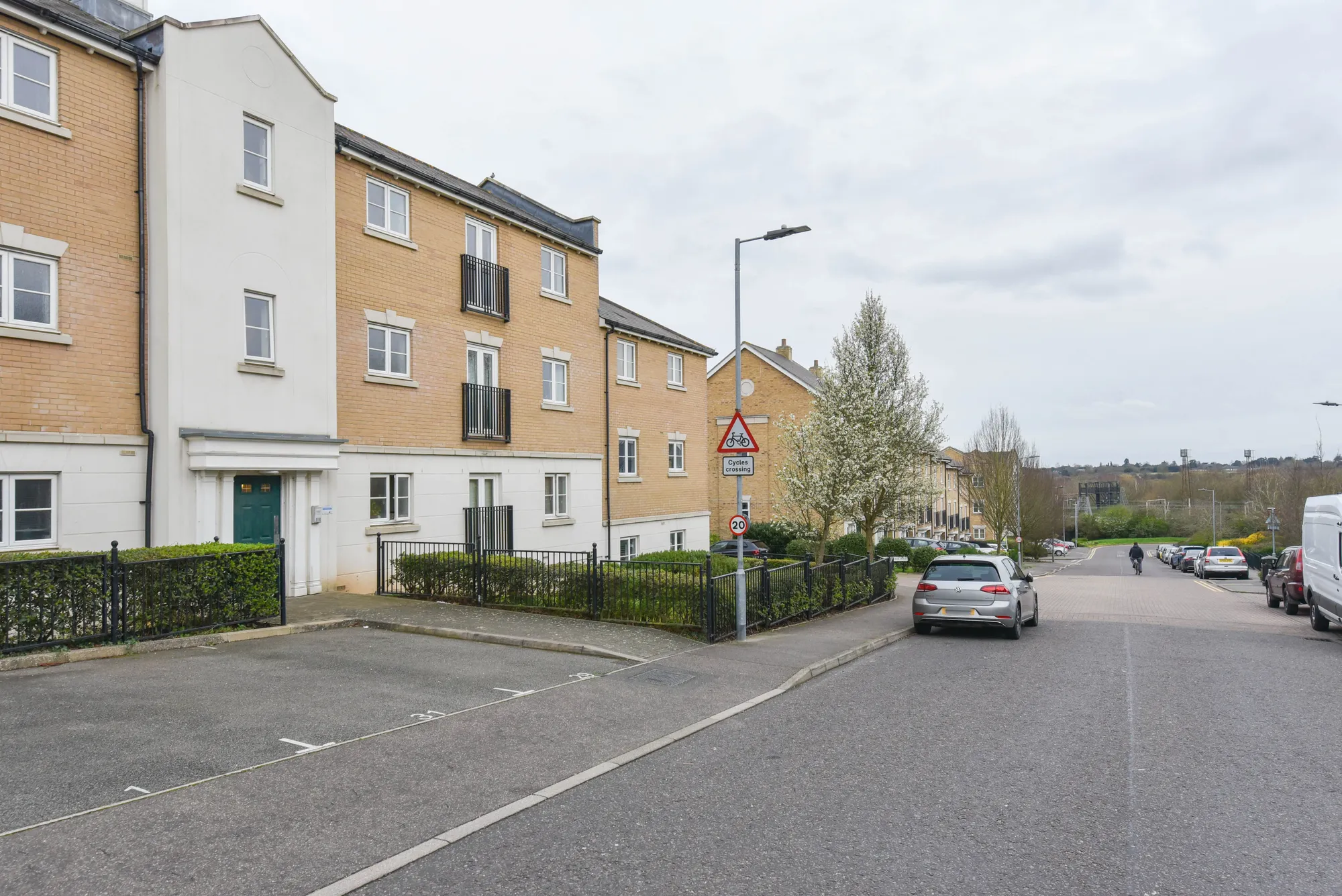 2 bed apartment for sale in Axial Drive, Colchester - Property Image 1