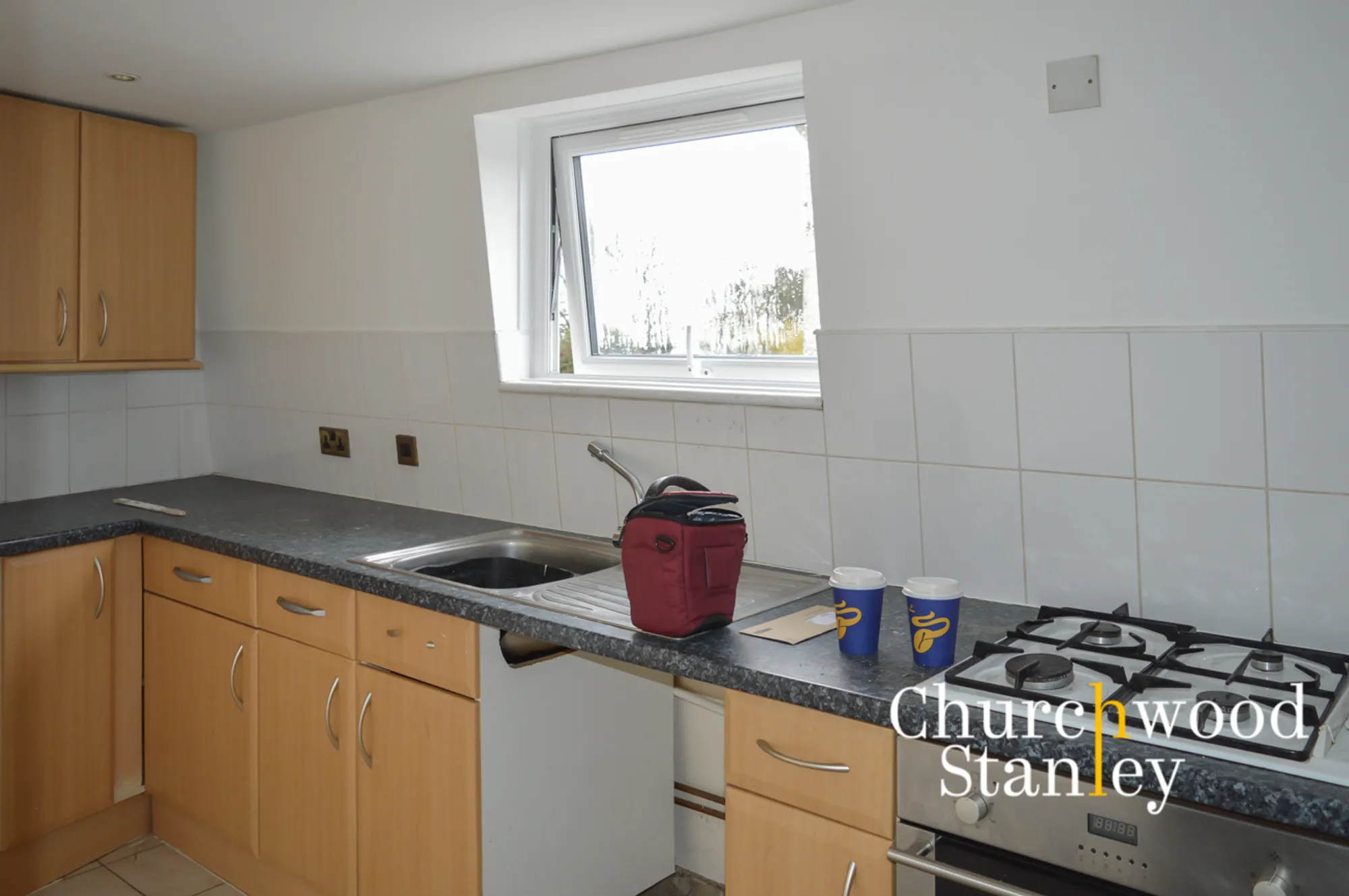 2 bed flat to rent in High Street, Harwich  - Property Image 8