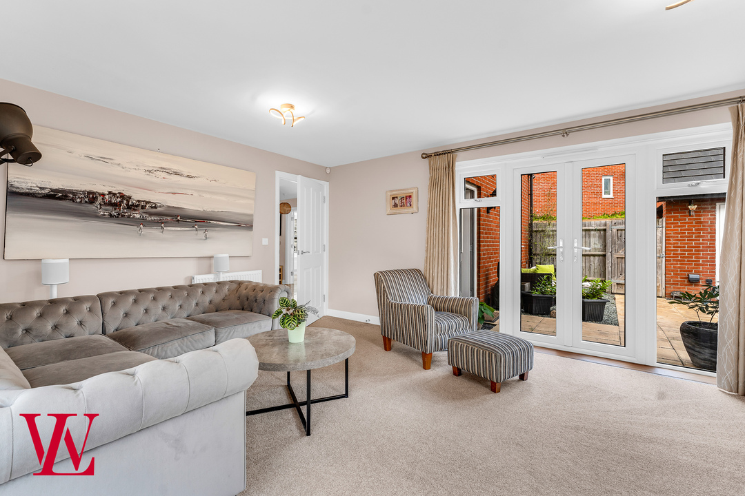 4 bed detached house for sale in Isabel Drive, Bishop's Stortford  - Property Image 12