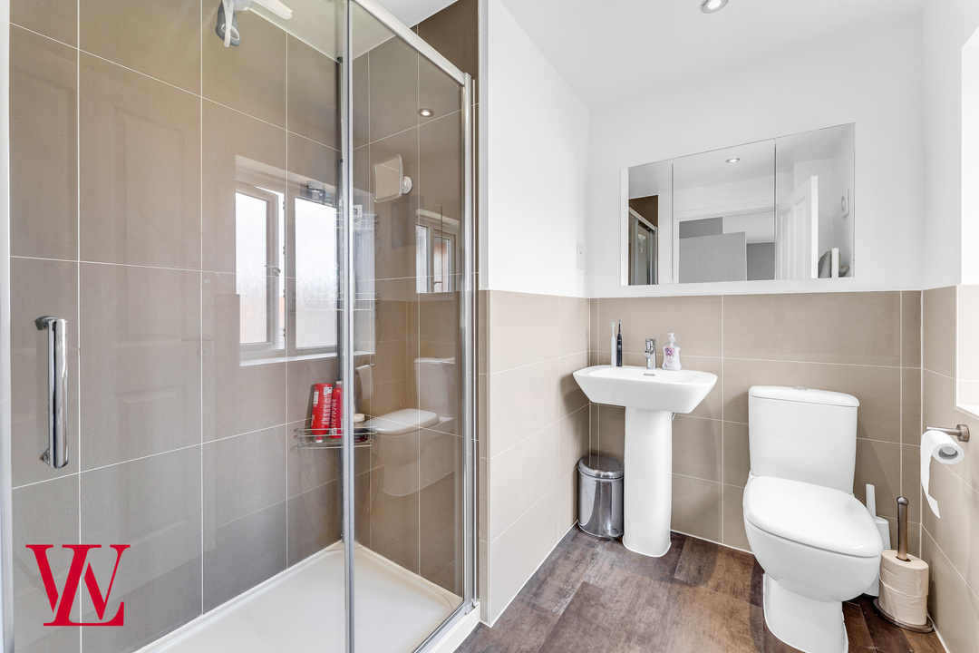 4 bed detached house for sale in Isabel Drive, Bishop's Stortford  - Property Image 17