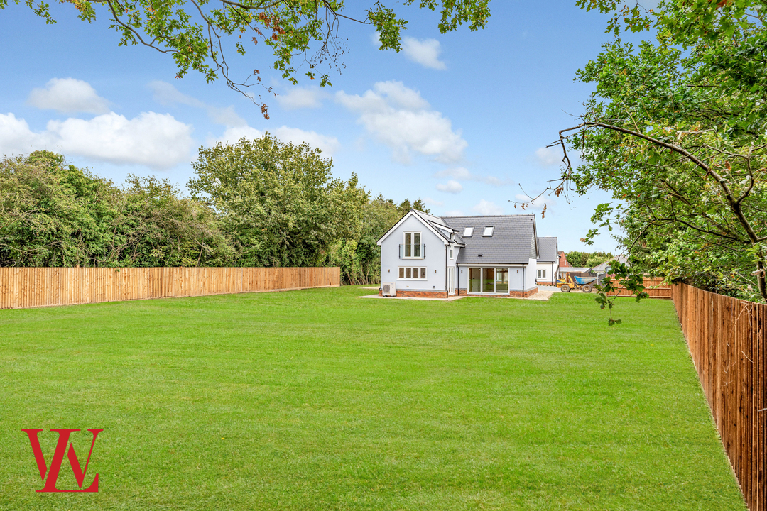 4 bed detached house for sale in Chapel End, Broxted  - Property Image 1