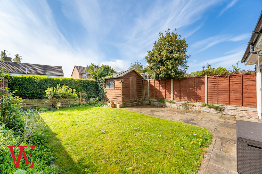 3 bed semi-detached house for sale in Robinson Close, Bishop's Stortford  - Property Image 19