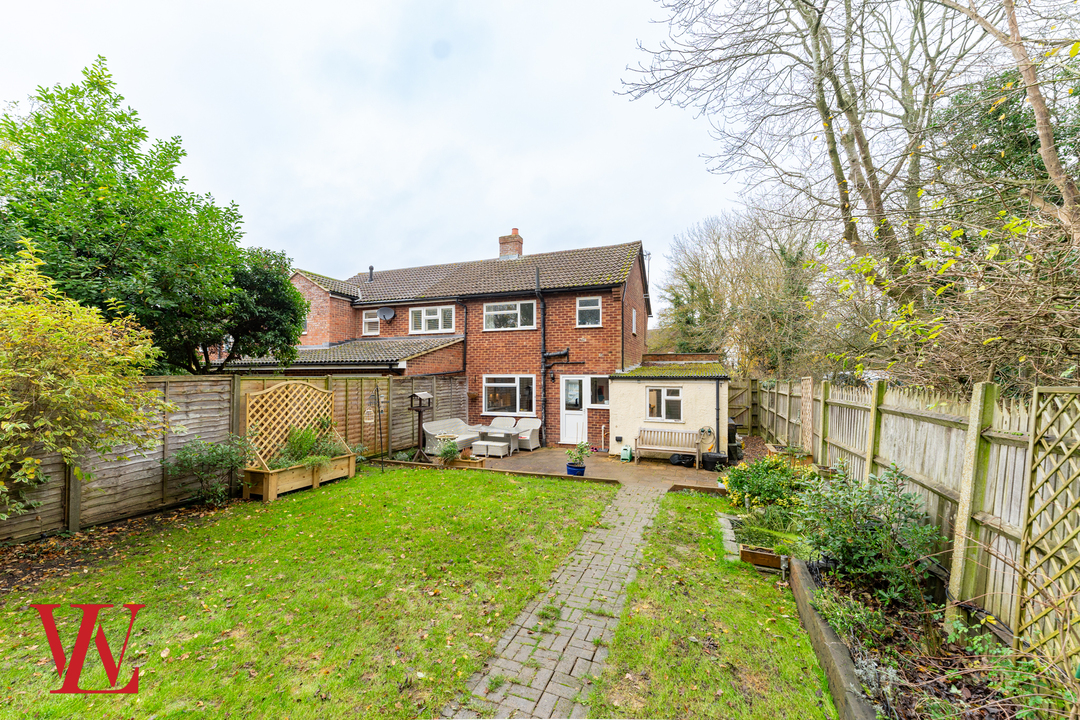 2 bed semi-detached house for sale in Elm Close, Bishop's Stortford  - Property Image 13