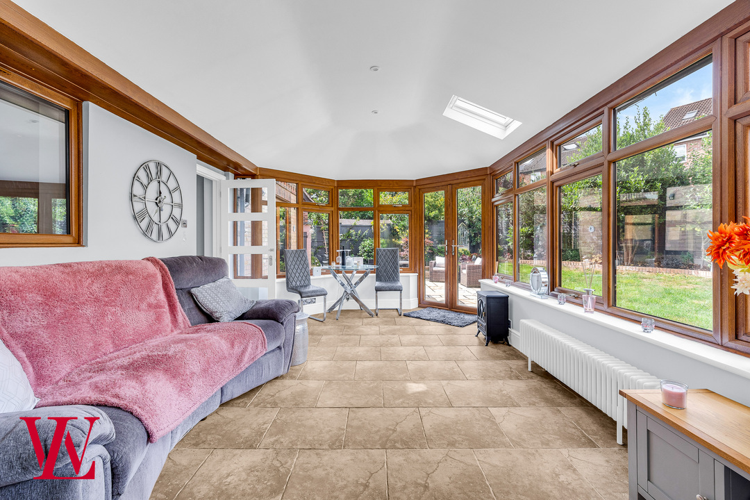 5 bed detached house for sale in Nursery Rise, Dunmow, Essex  - Property Image 10