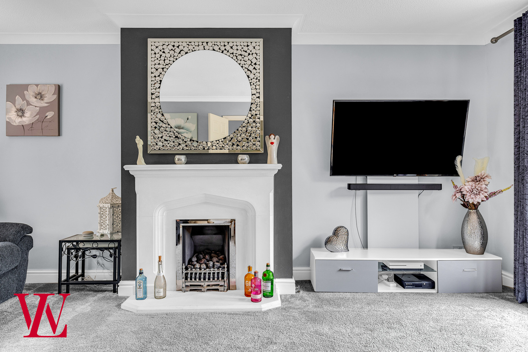 5 bed detached house for sale in Nursery Rise, Dunmow, Essex  - Property Image 14