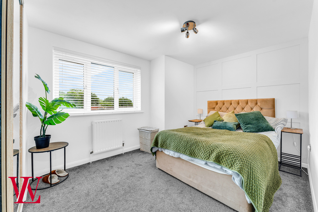 2 bed apartment for sale in Harris Green, Dunmow, Essex 8