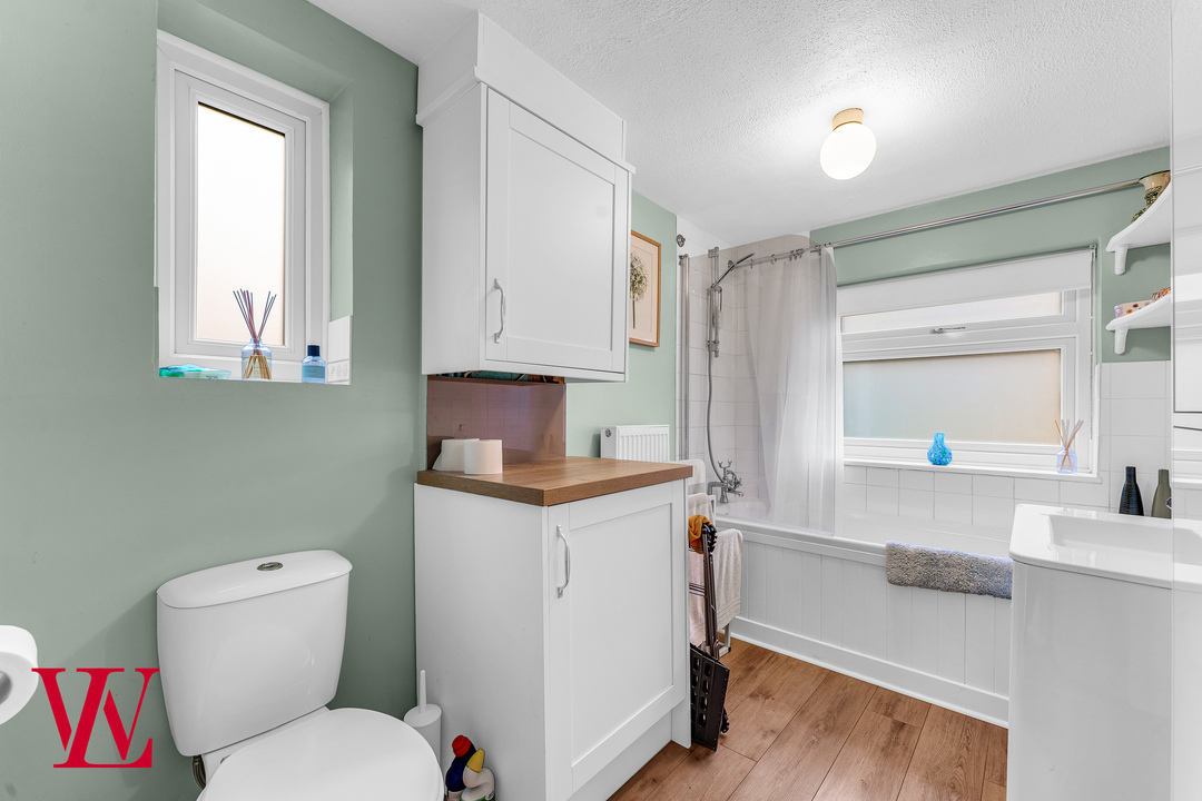 2 bed terraced house for sale in Mill Street, Bishop's Stortford  - Property Image 9