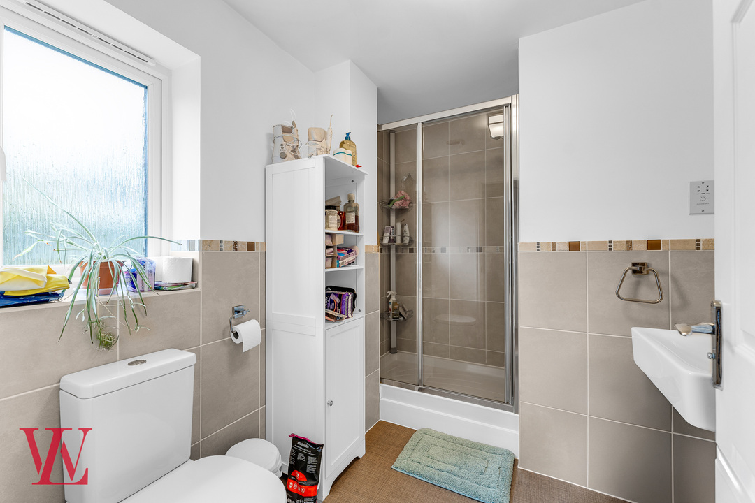 4 bed detached house for sale in Cawbeck Road, Little Canfield, Dunmow, Essex  - Property Image 18