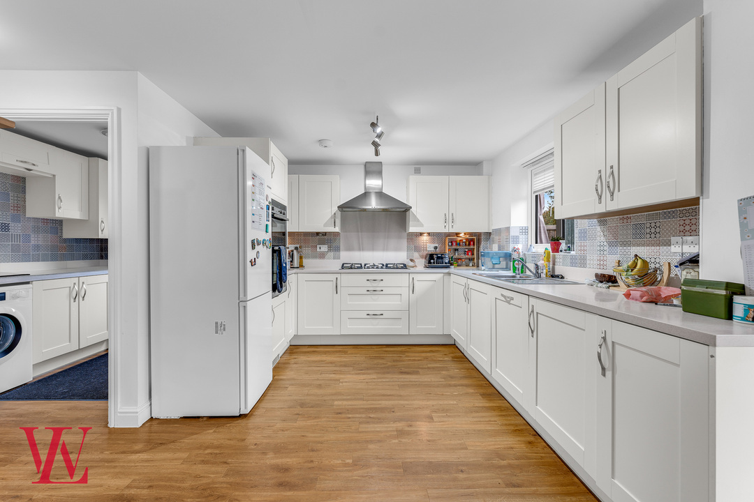 4 bed detached house for sale in Cawbeck Road, Little Canfield, Dunmow, Essex  - Property Image 3