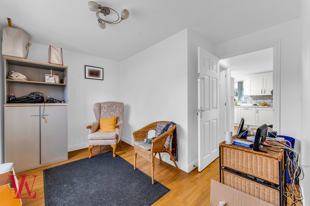 4 bed detached house for sale in Cawbeck Road, Little Canfield, Dunmow, Essex  - Property Image 9