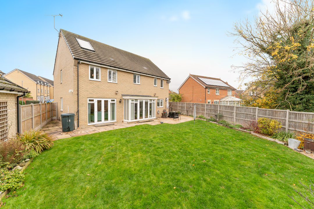 4 bed detached house for sale in Cawbeck Road, Little Canfield, Dunmow, Essex  - Property Image 24