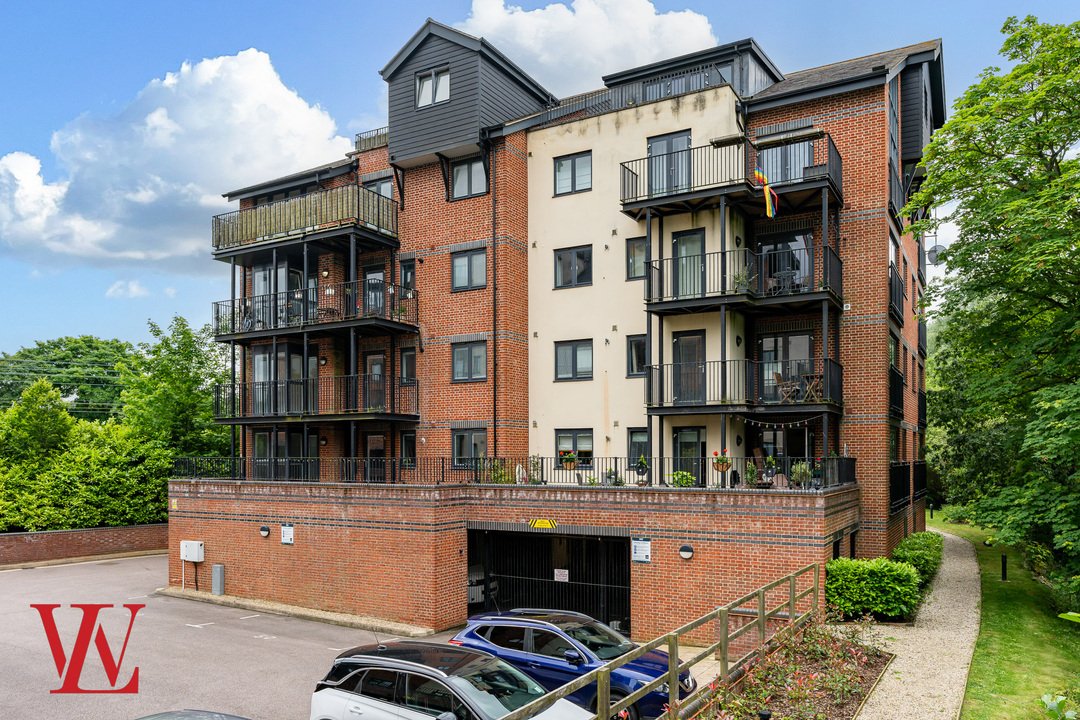 2 bed apartment for sale in Tanners Wharf, Bishop's Stortford, Hertfordshire 12