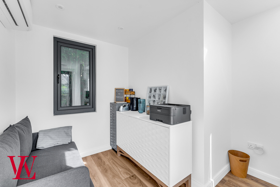 4 bed semi-detached house for sale in Thorley Park Road, Bishop's Stortford  - Property Image 29